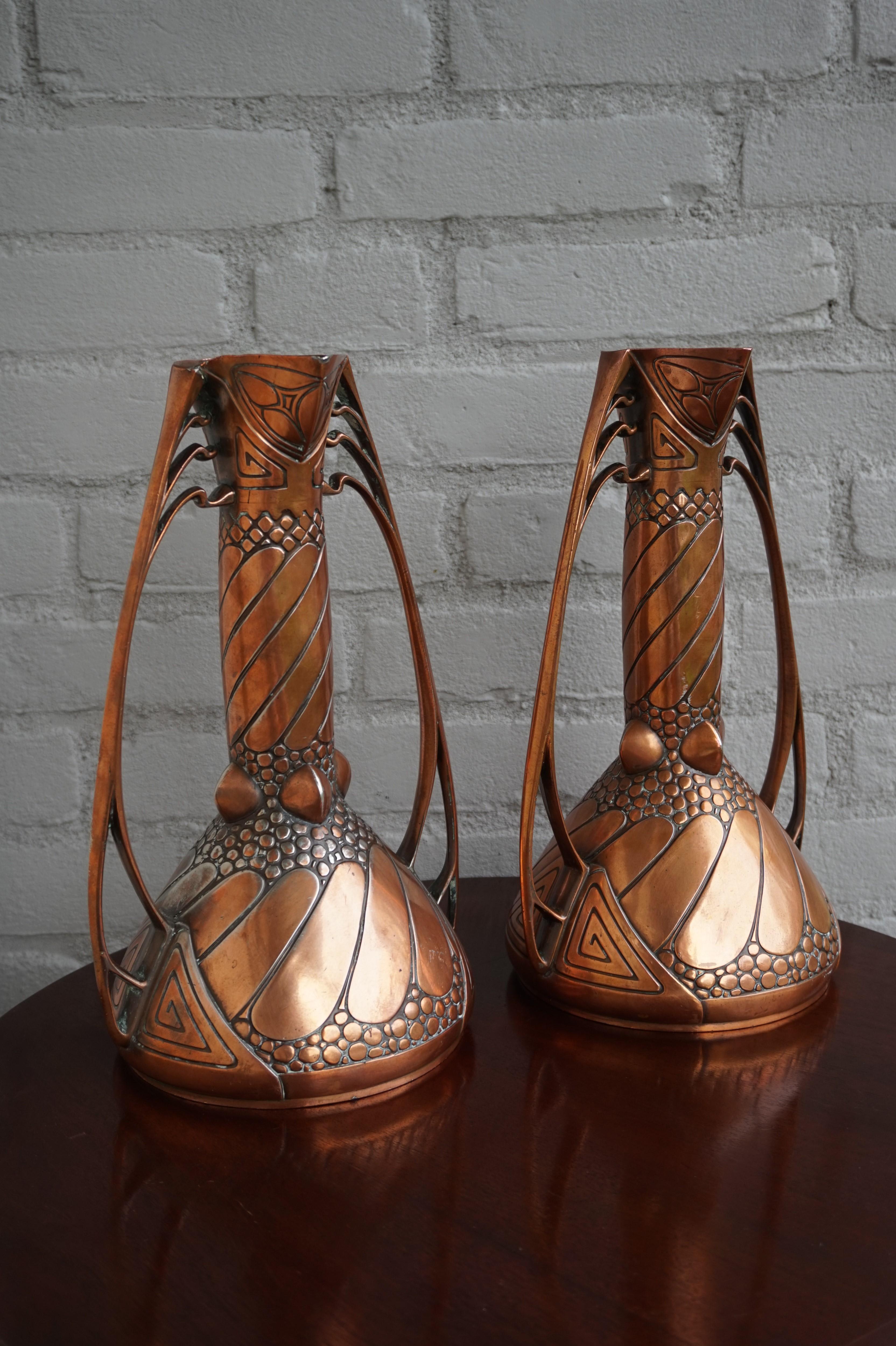 Antique Pair of Embossed Copper Arts and Crafts Vases by Carl Deffner, Germany 7