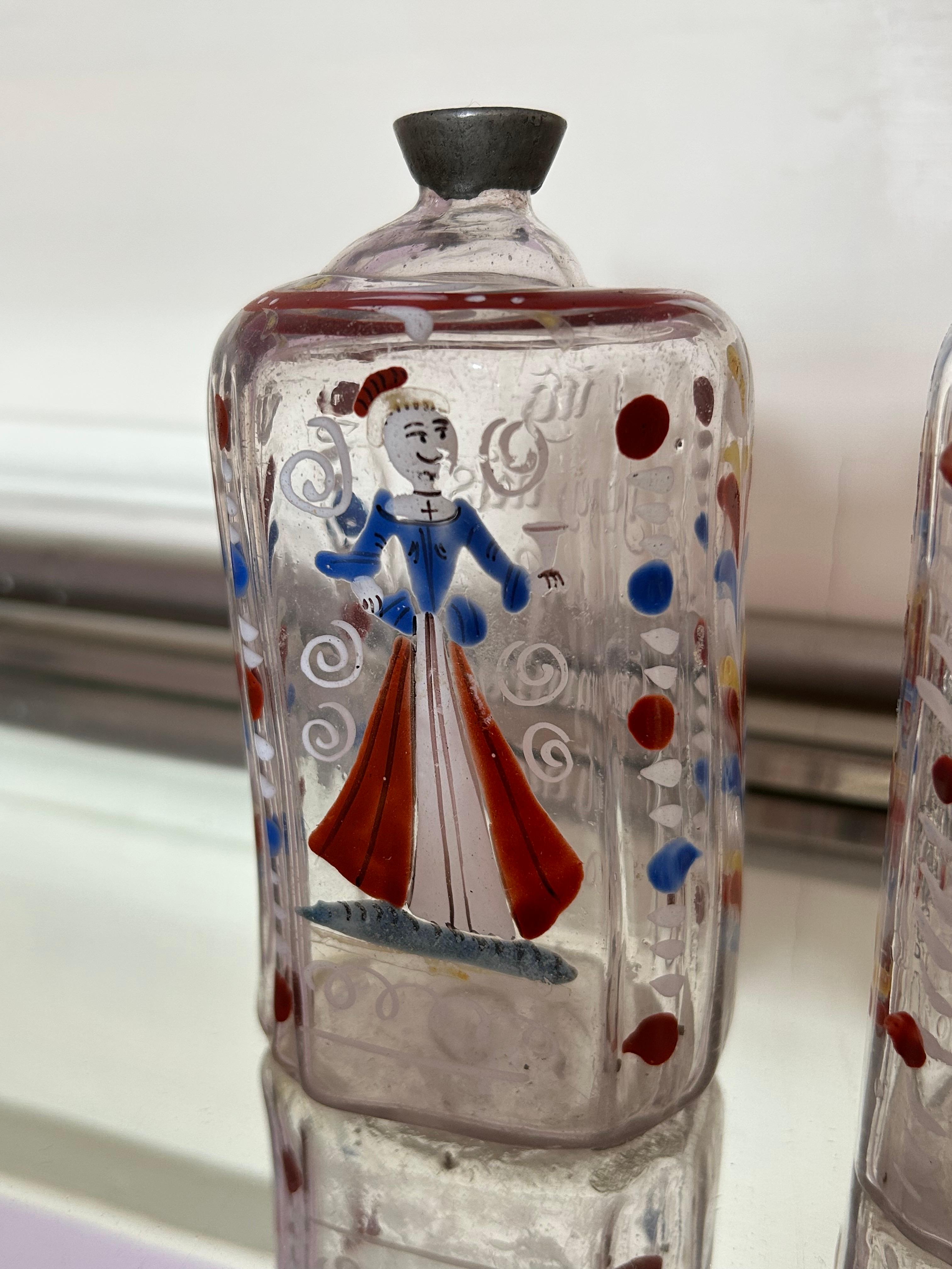Antique Pair of Enameled Decorated Clear Glass Bottles, Germany, 18th Century For Sale 1