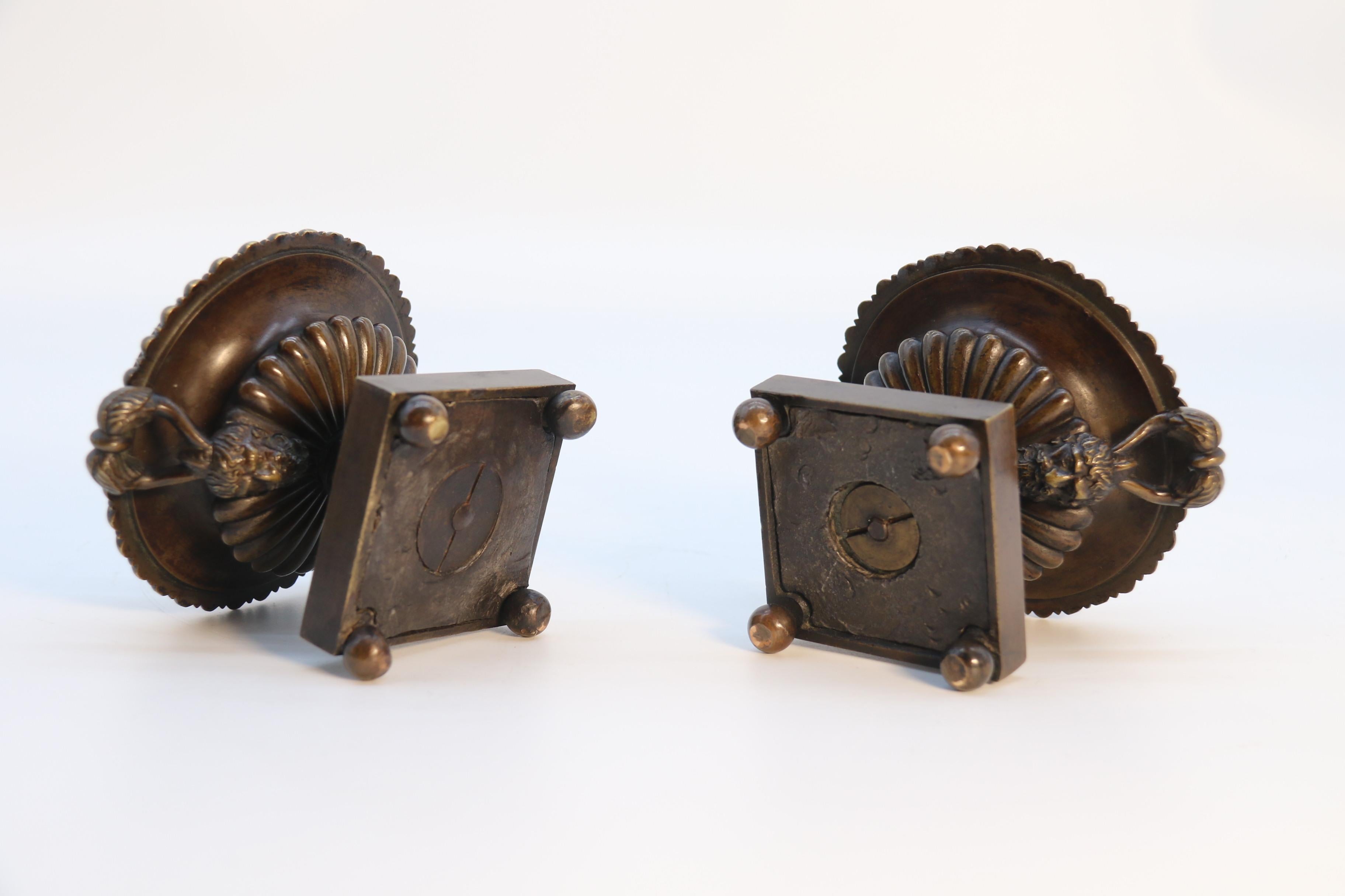 Early 19th Century Antique  pair of English Regency period classical bronze urns,  circa 1820 For Sale