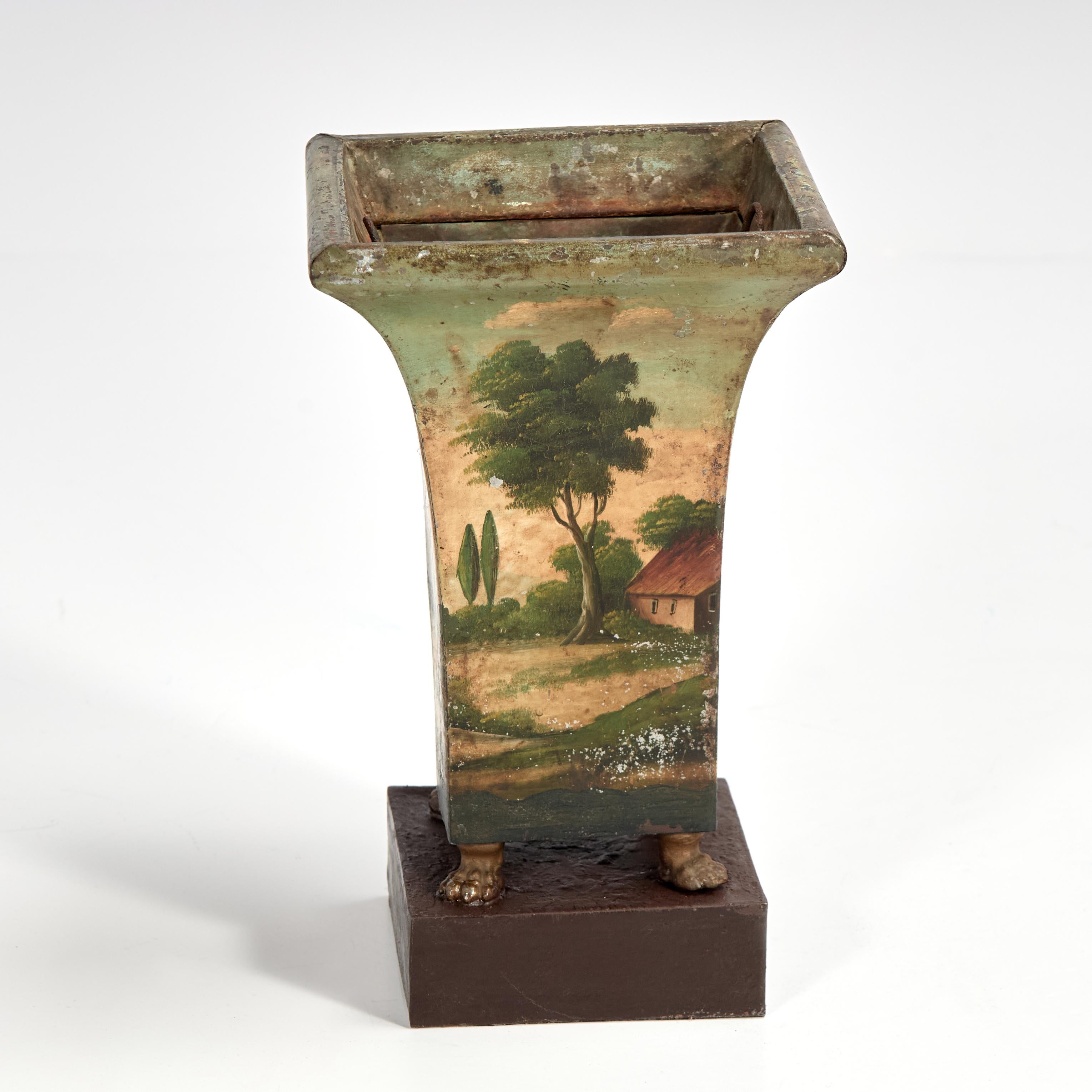 Ancienne paire de jardinières en tôle de style Régence anglaise en vente 3
