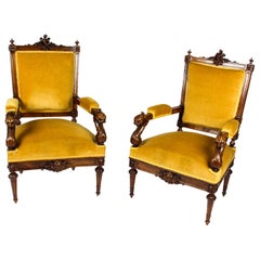 Antique Pair of English Sculptural Victorian Walnut Armchairs, 19th Century