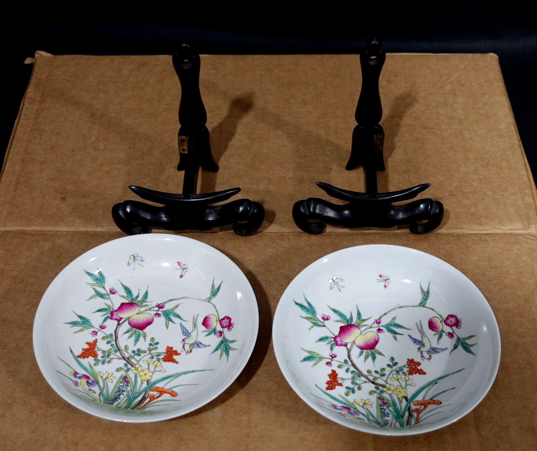 Antique Pair of Famille Rose Plates on Wood Stands Marked (荊桂堂金), 19th Century For Sale 5