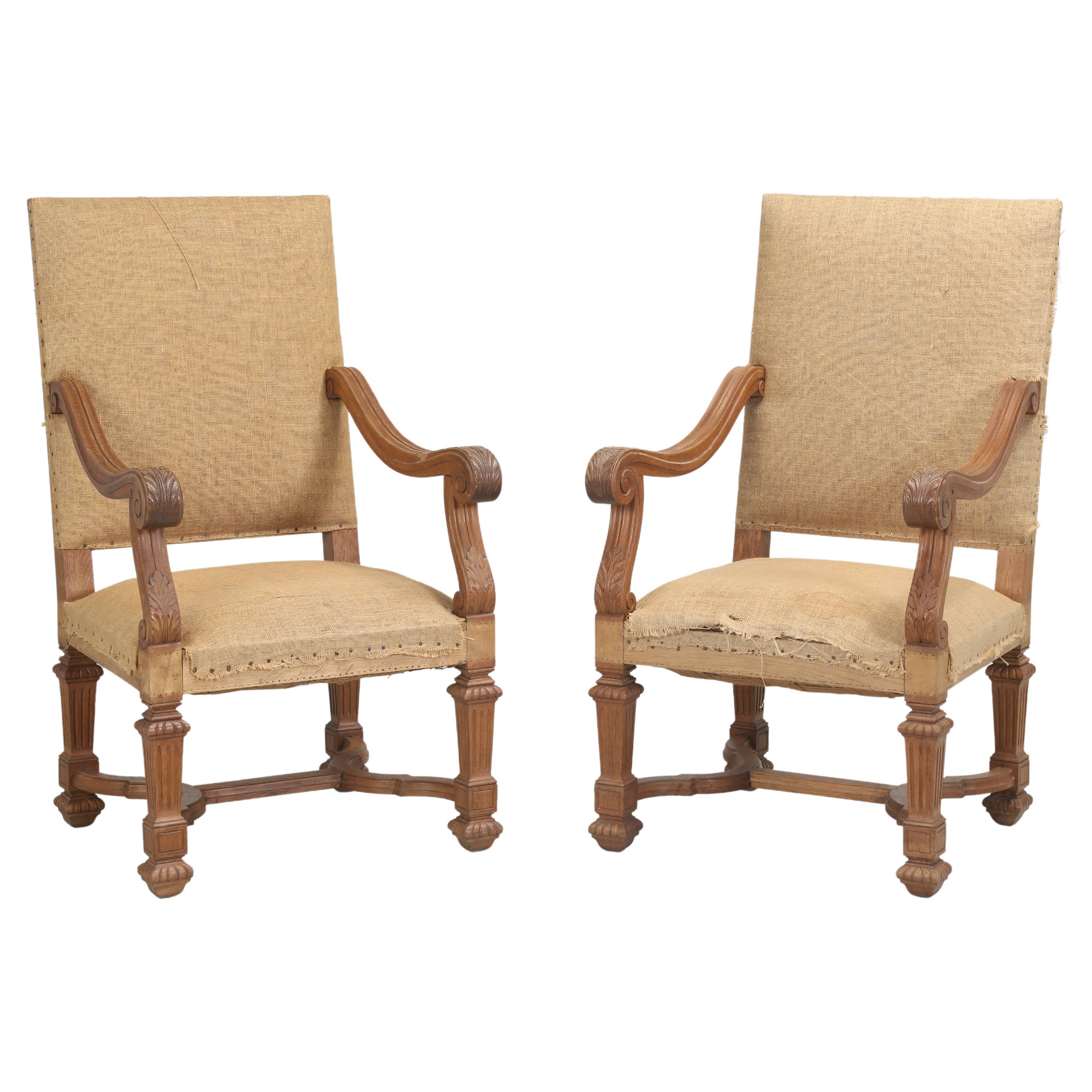 Antikes Paar französischer Sessel aus weißer Eiche, um 1900, Restaurierung erforderlich