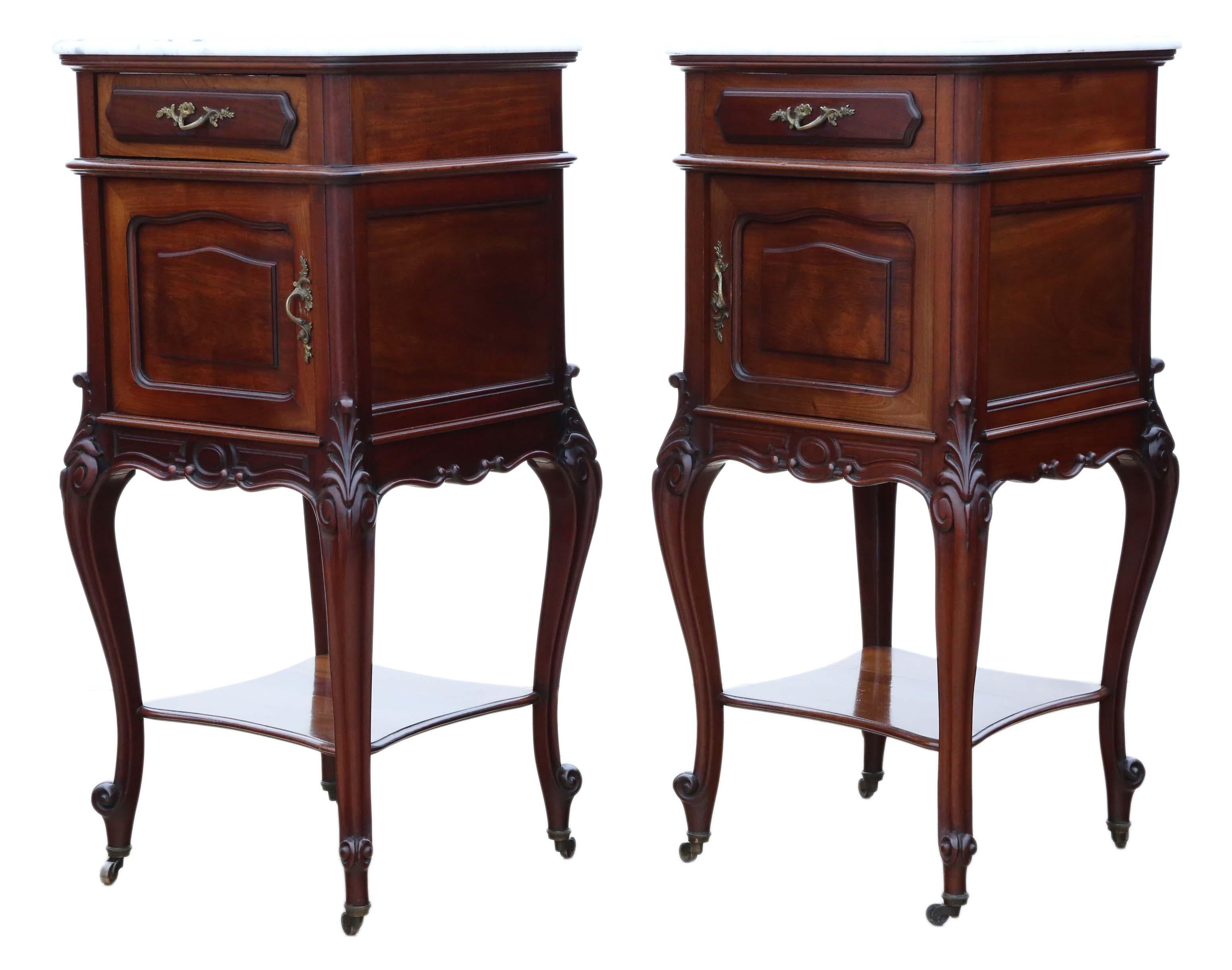 Ancienne paire de tables de chevet françaises, armoires et plateaux en marbre en vente 1