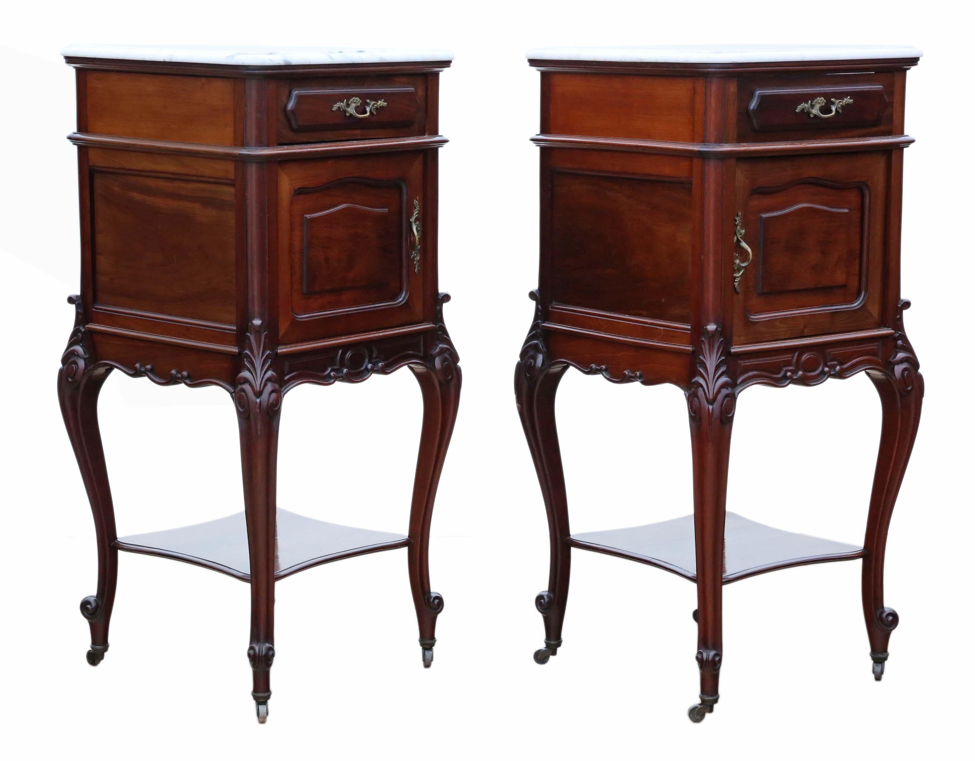 Ancienne paire de tables de chevet françaises, armoires et plateaux en marbre en vente 2