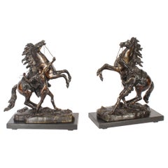 Paire de sculptures françaises de chevaux en bronze par Cousteau 19ème siècle