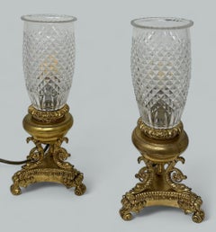 Paire de chandeliers anciens en bronze doré, néoclassique et doré à l'or fin