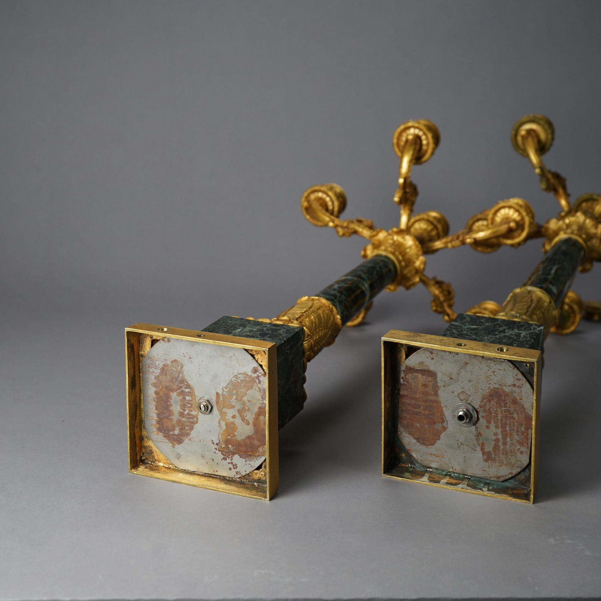 Paar antike französische Empire-Kandelaber aus vergoldeter Bronze und Marmor, 19. Jahrhundert im Angebot 7