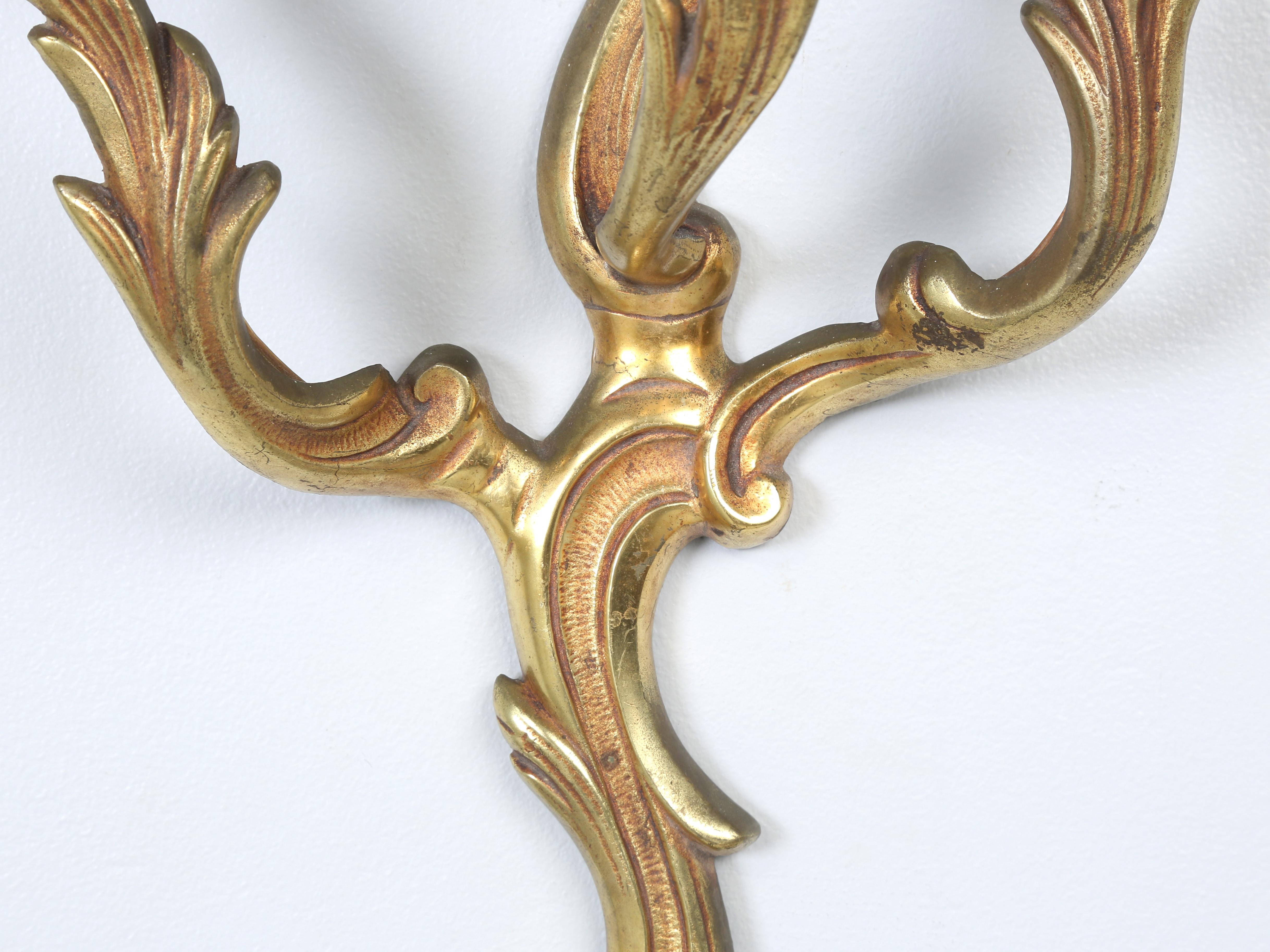 Paire d'appliques françaises anciennes de style Louis XV ou Rococo en bronze doré vers 1900-1920 en vente 5