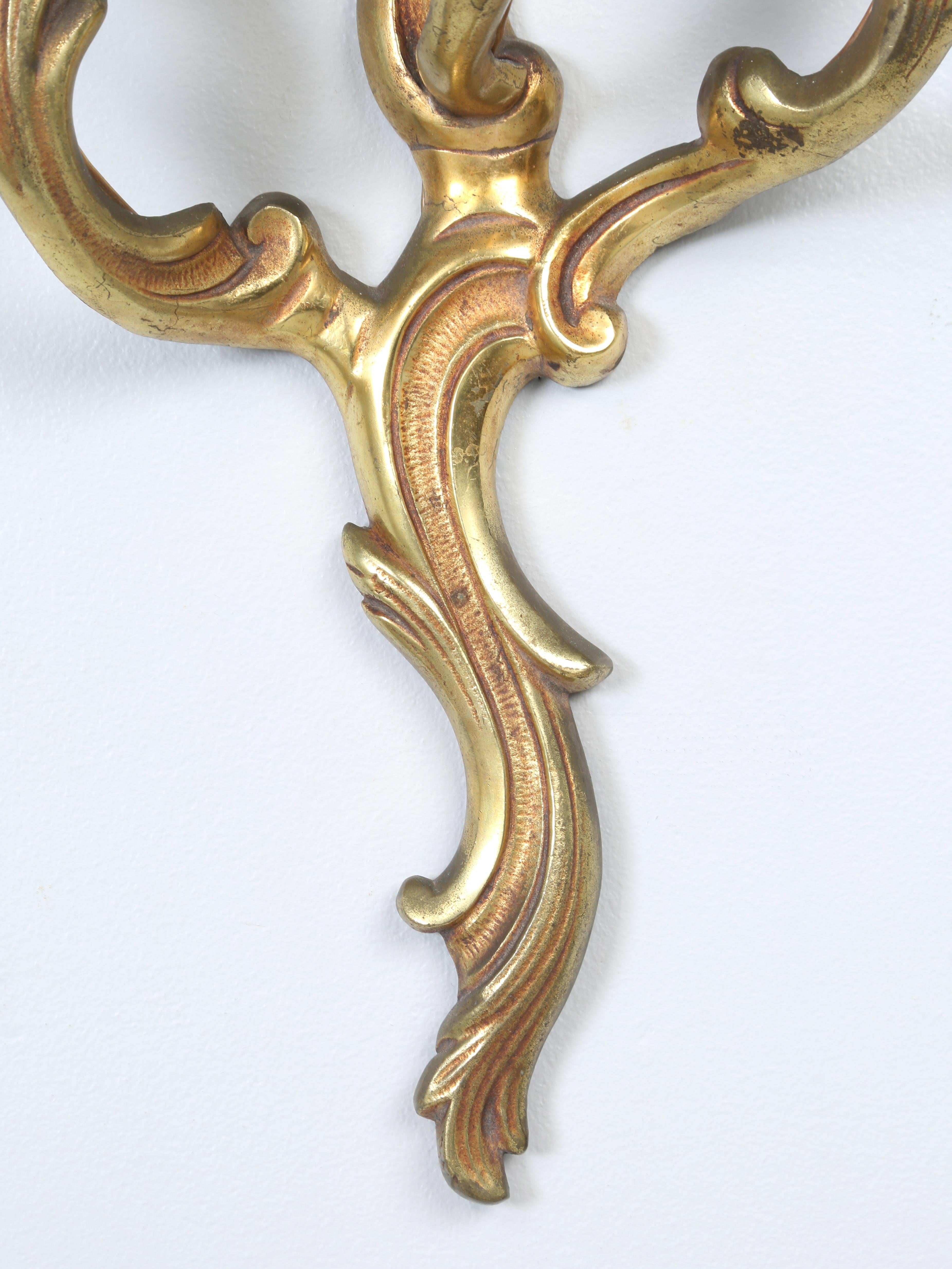 Paire d'appliques françaises anciennes de style Louis XV ou Rococo en bronze doré vers 1900-1920 en vente 6