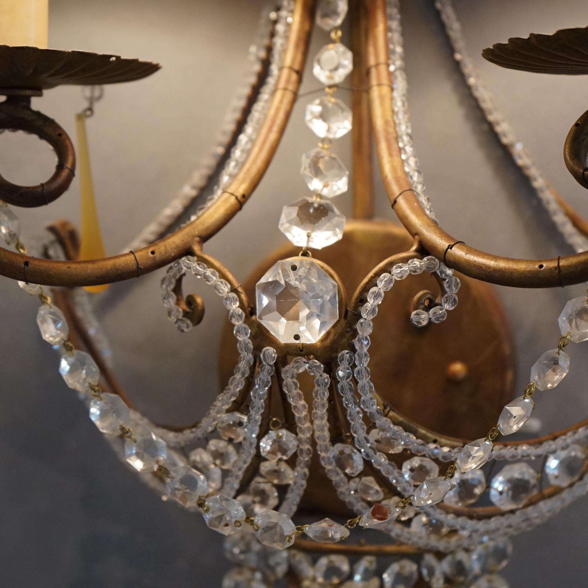 Antikes Paar französischer Kristall-Wandleuchter im Louis XIV.-Stil, 19. Jahrhundert im Angebot 7