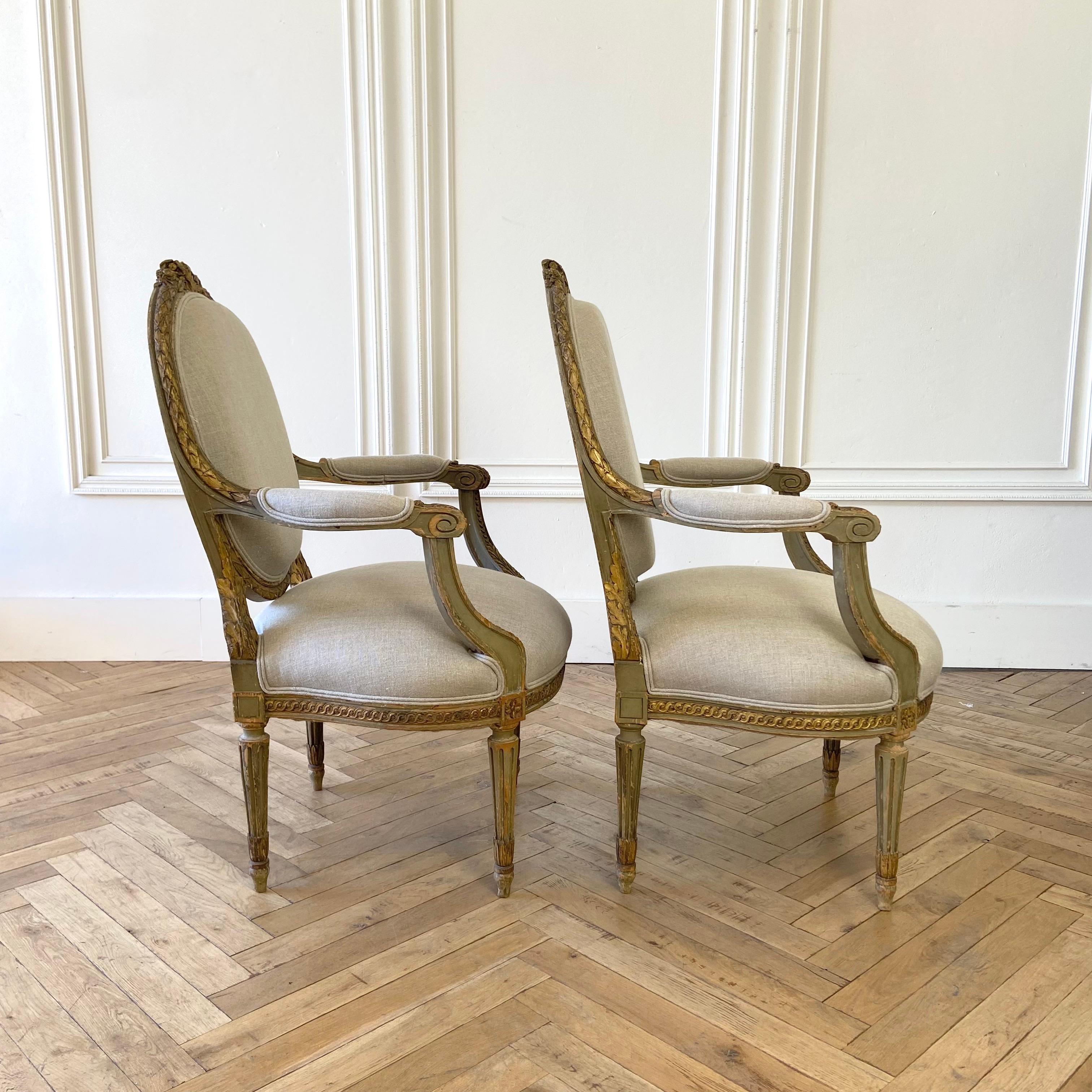 Antique Pair of French Louis XVI Style Arm Chairs Original Paint and Giltwood For Sale 1