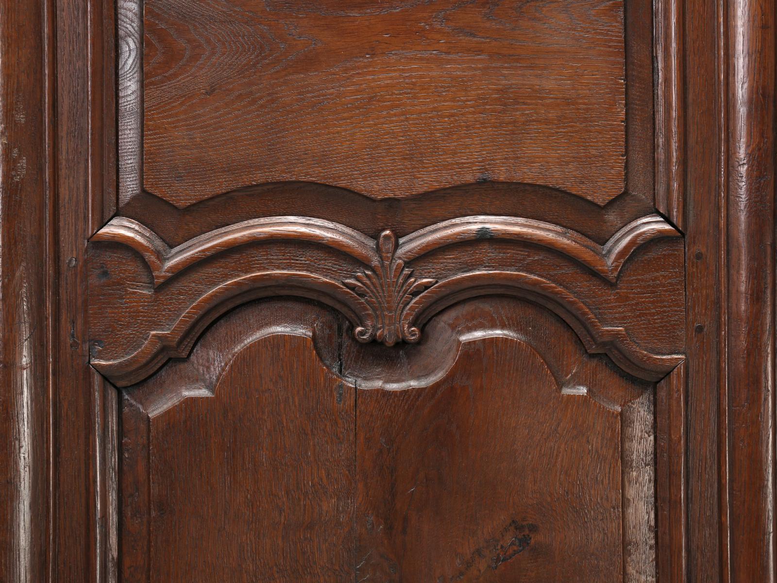 Antique Pair of French Oak Bonnetiere's, Amroires or Cupboards from the 1700s In Good Condition In Chicago, IL