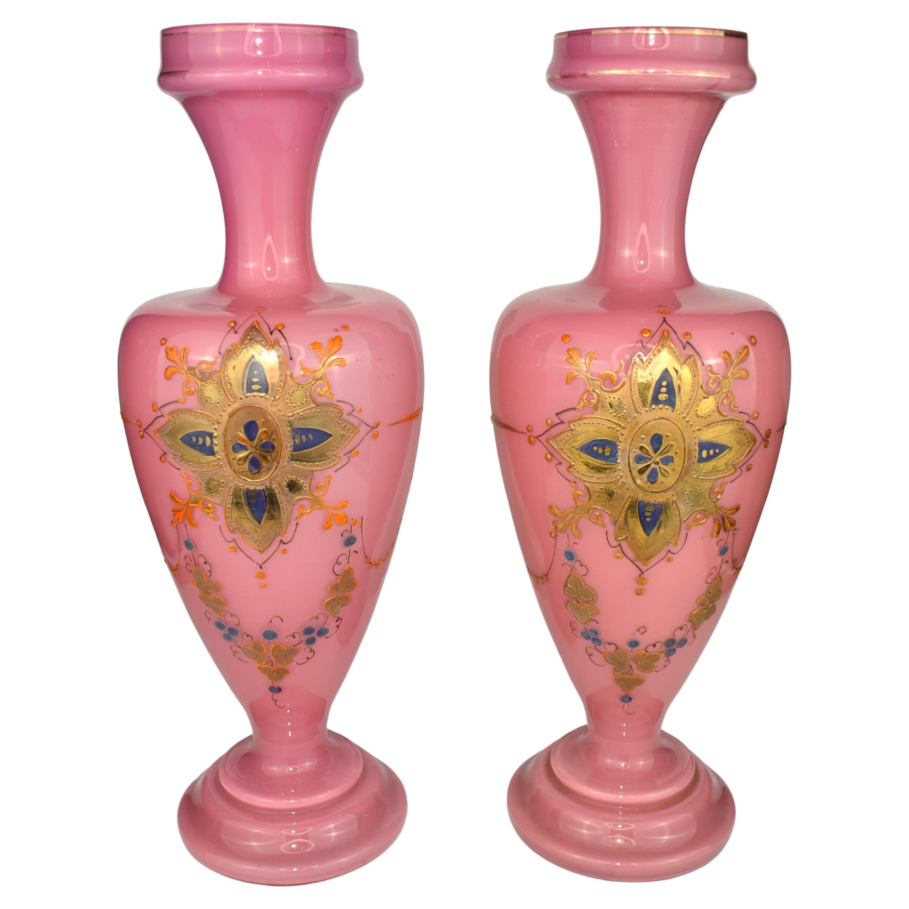 Exceptional pair of vases in enamelled opaline glass

Circular body richly hand-painted with gold and enamel decoration

France, Circa 1880