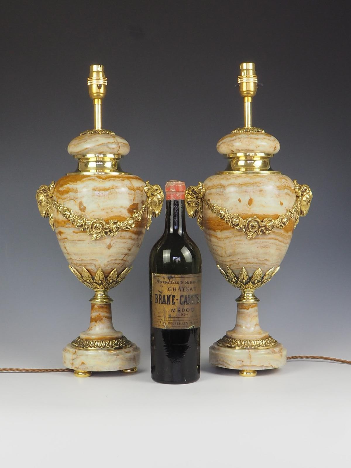 Antique Pair of French Ormolu Cassolette Marble Table Lamps In Good Condition For Sale In Lincoln, GB