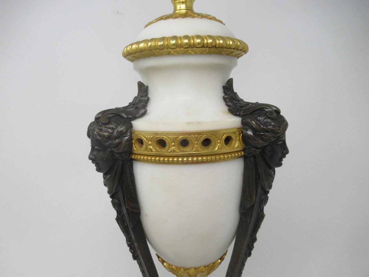 Antique Pair of French Ormolu Gilt Bronze White Cream Marble Urns Table Lamps 8
