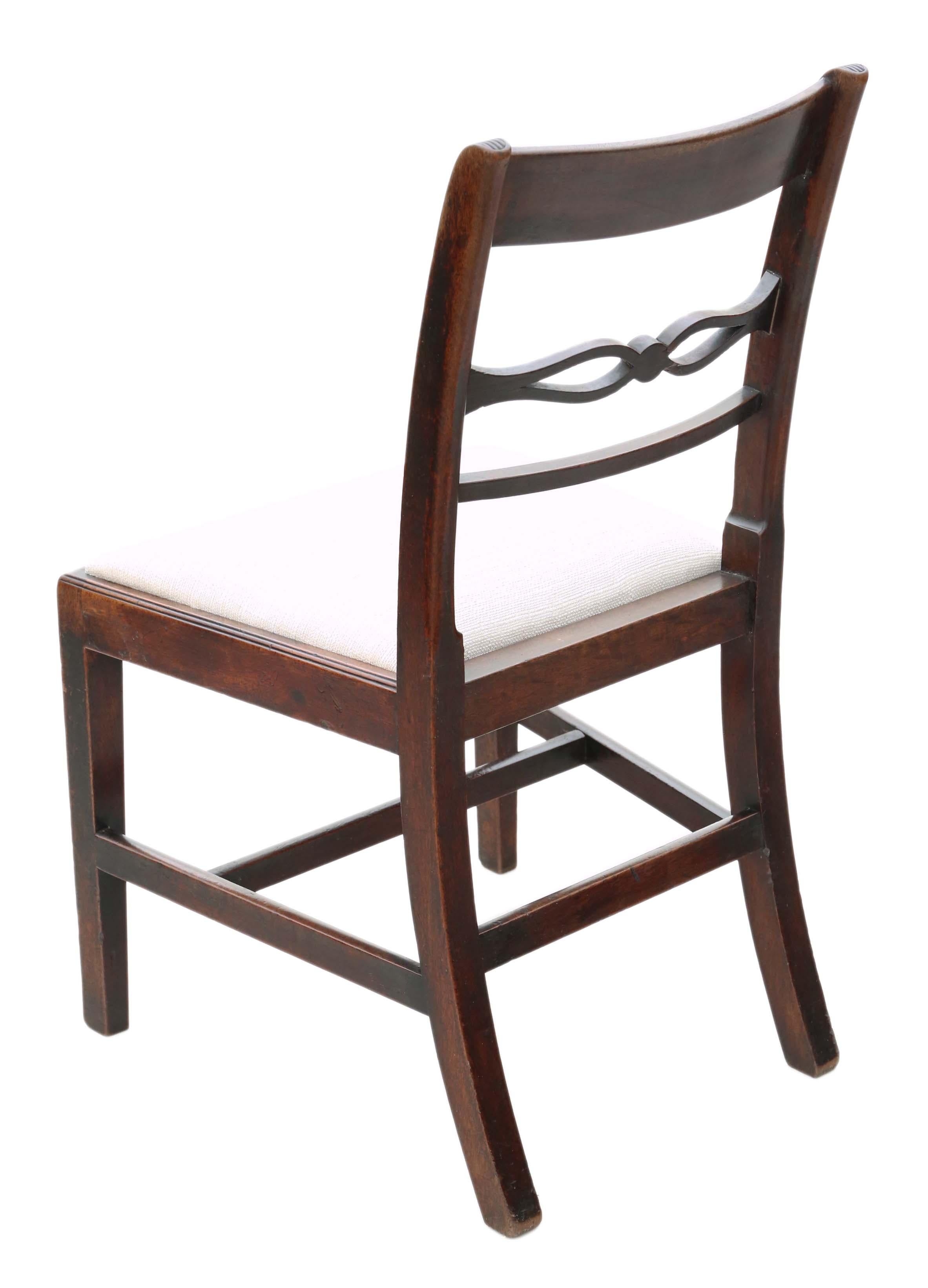 Wood Antique Pair of Georgian Mahogany Dining Side Hall Bedroom Chairs, circa 1800