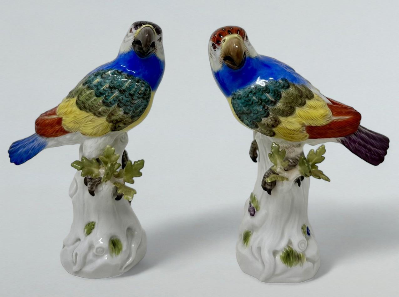 Late Victorian Antique Pair of German Meissen Continental Parrots Birds Green Gilt 19th Century For Sale