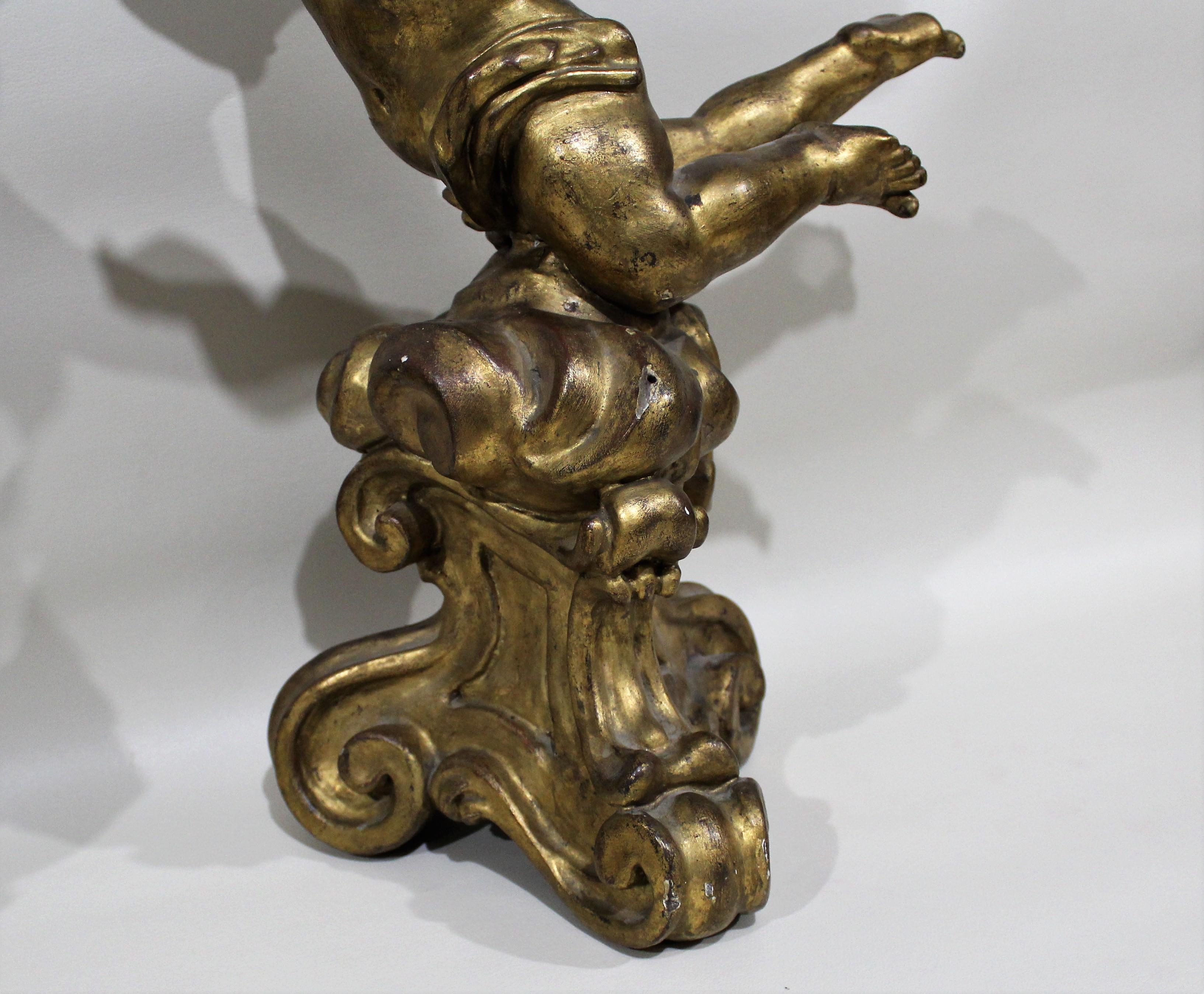 Antique Pair of Gilt Carved Wood Putti Figures 6