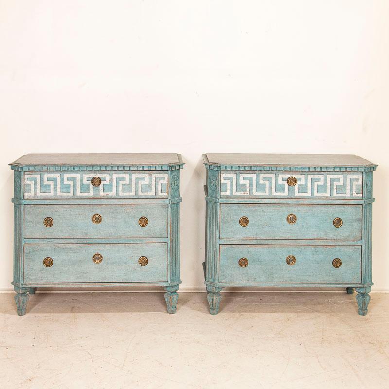 Antique Pair of Gustavian Chest of Drawers Nightstands Painted Blue with White A In Good Condition In Round Top, TX
