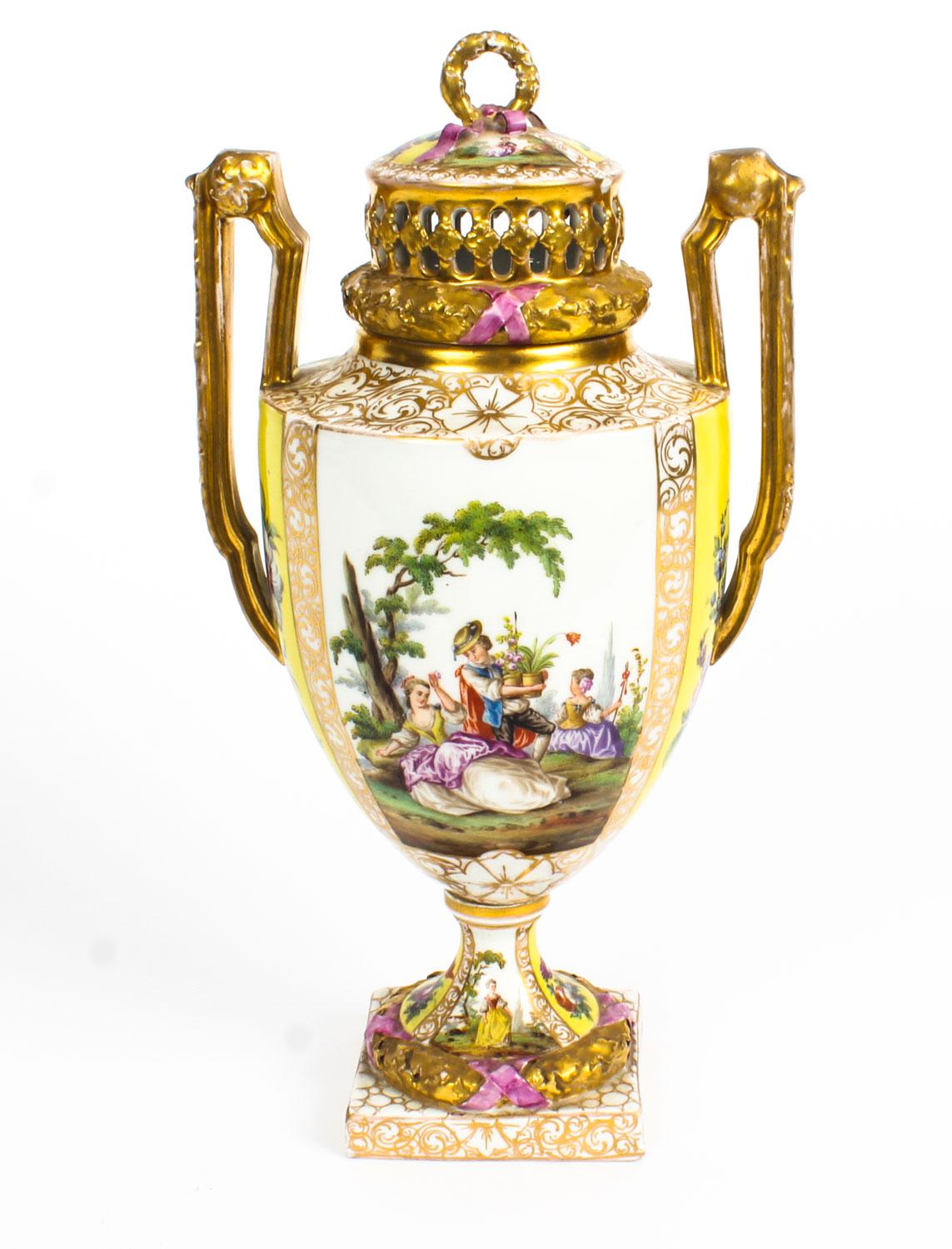 Antique Pair of Helena Wolfsohn Dresden Porcelain Vases 19th Century 9