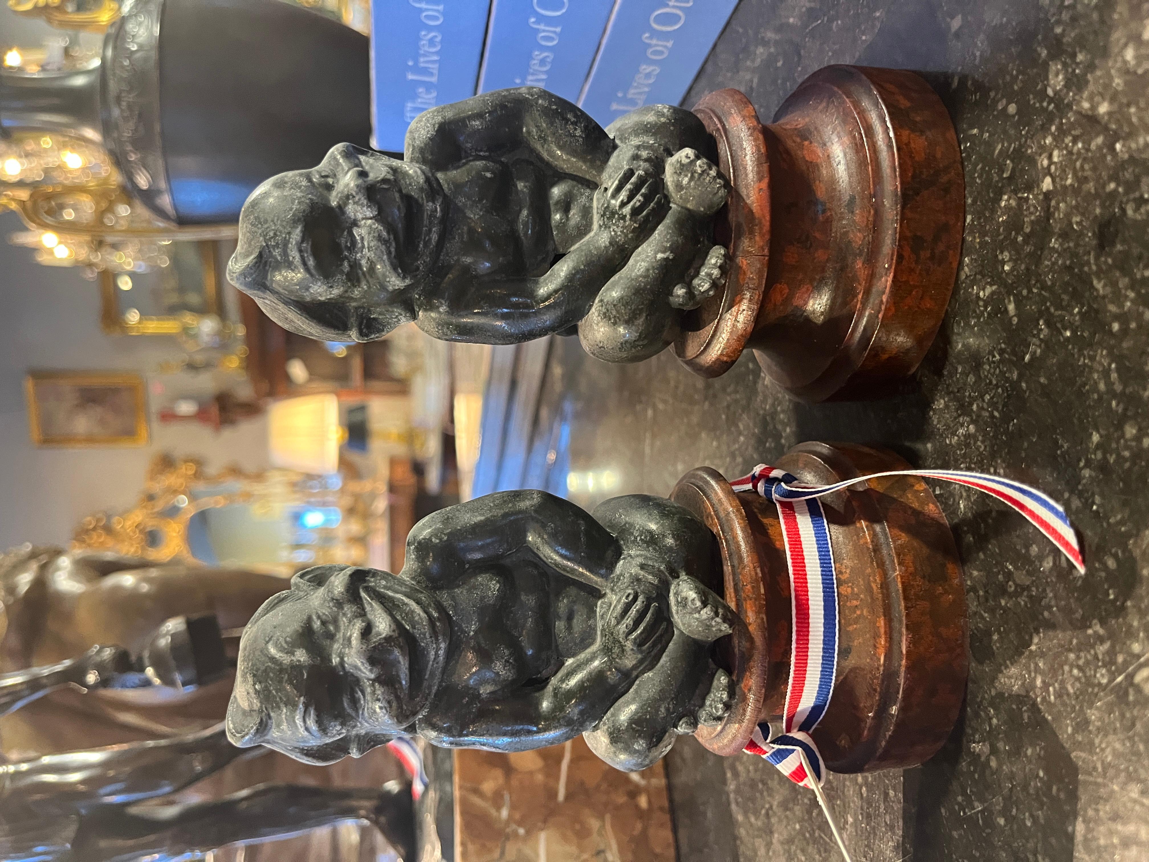 Calco Antica coppia di sculture di Homunculus in vendita