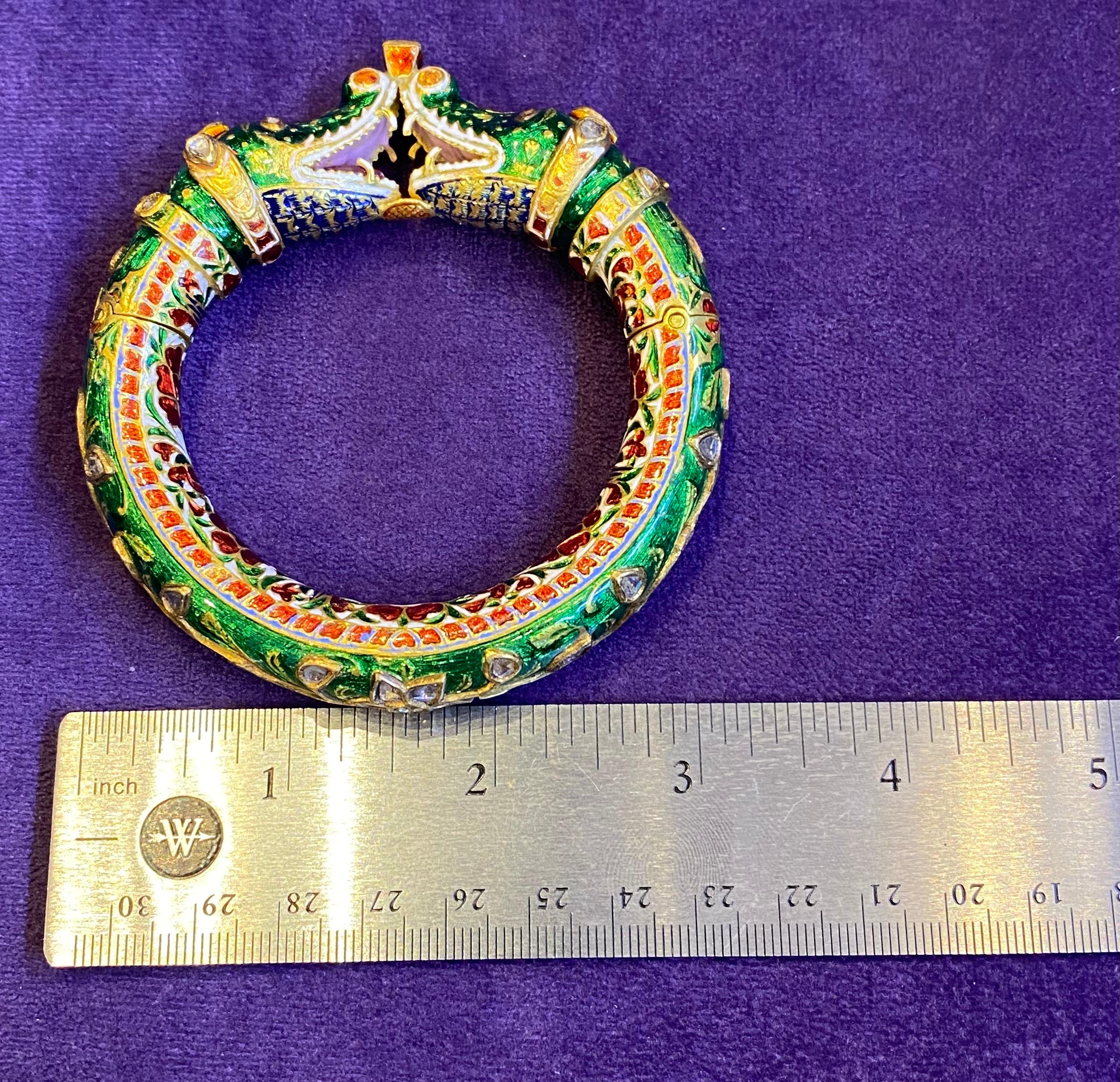 Antique Pair of Indian Makara Bangles In Excellent Condition For Sale In New York, NY