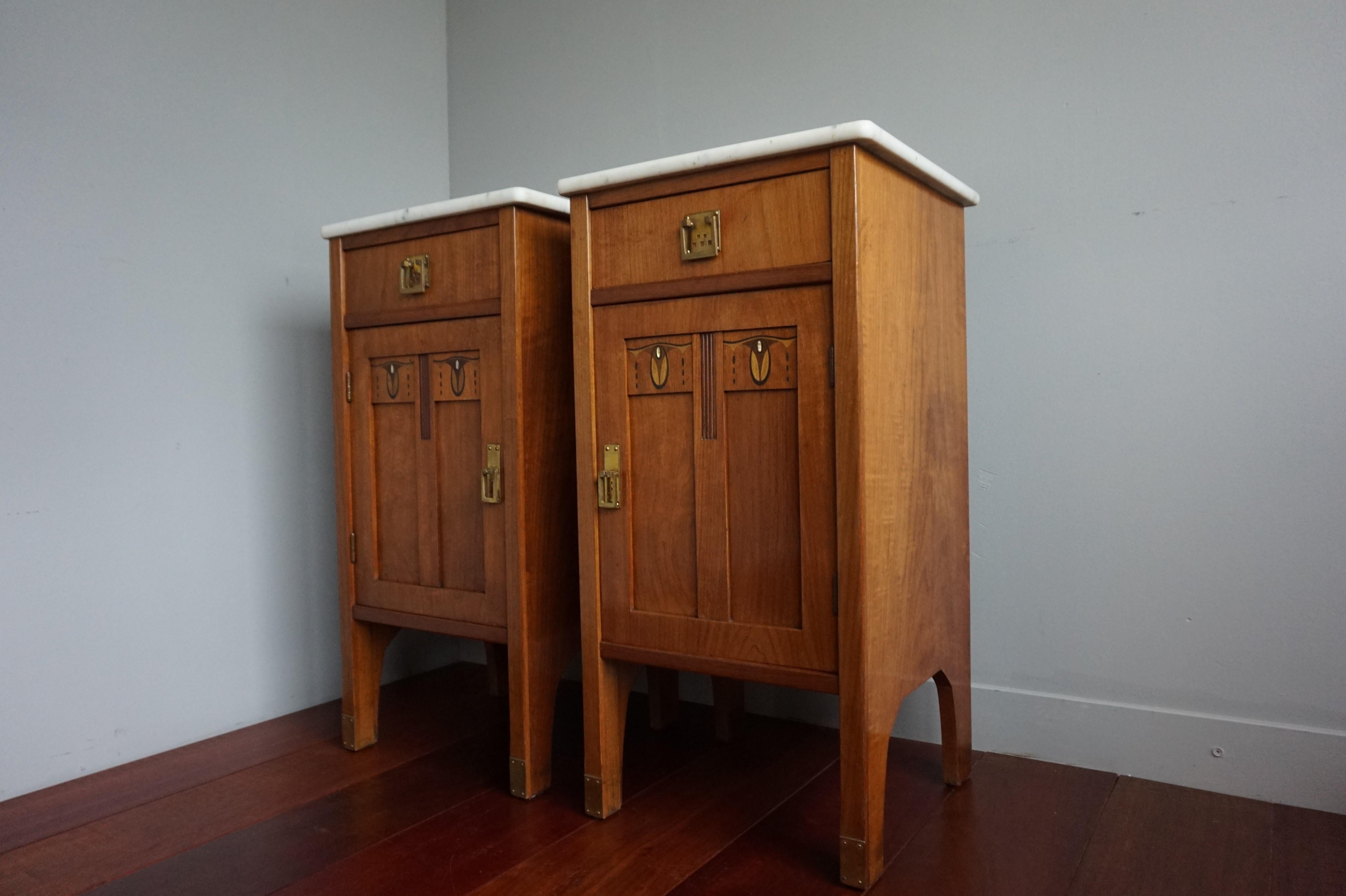 Antique Pair of Inlaid Arts and Crafts Nightstands / Bed Cabinets w. Marble Tops 4