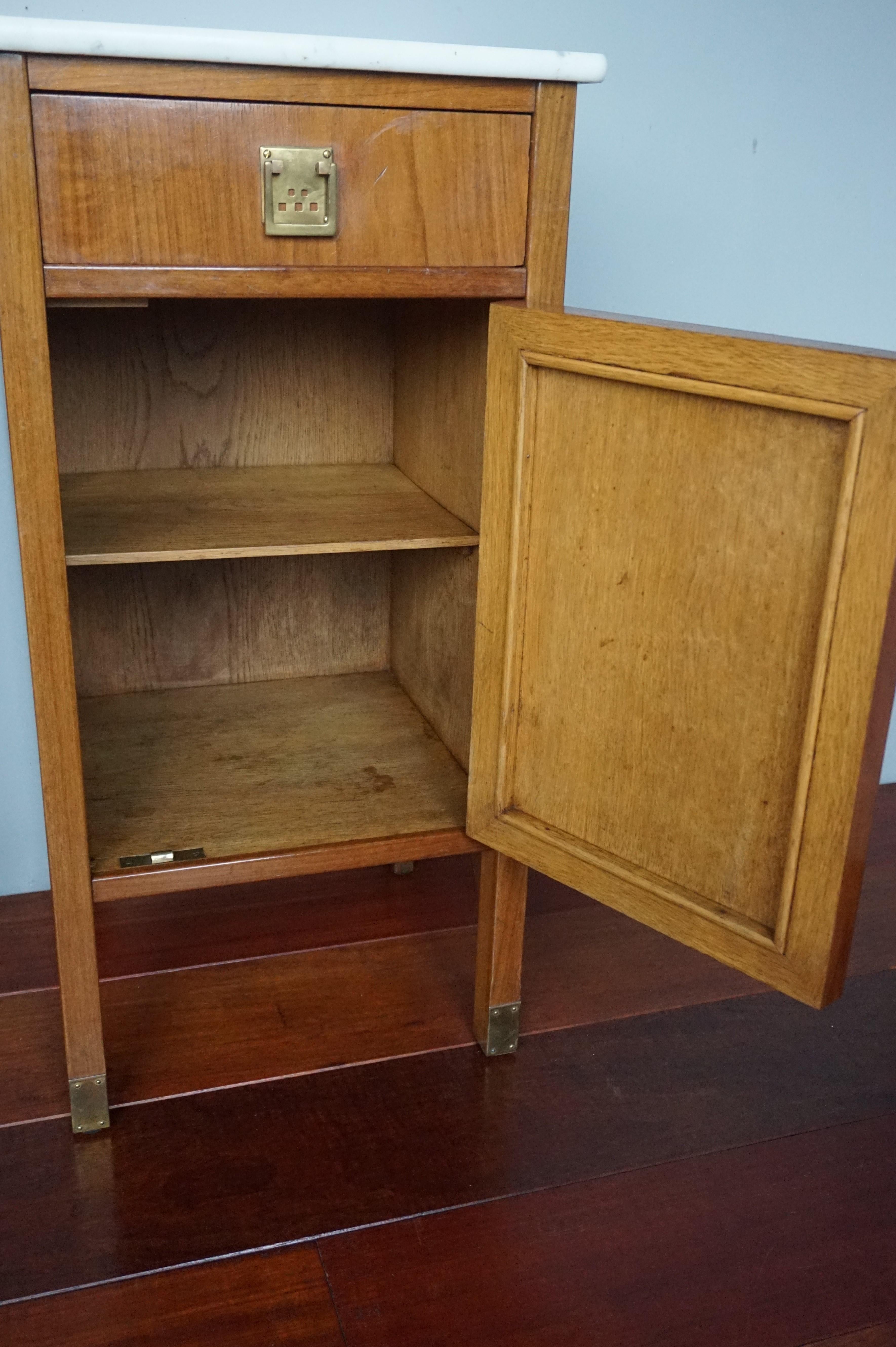 Antique Pair of Inlaid Arts and Crafts Nightstands / Bed Cabinets w. Marble Tops 9