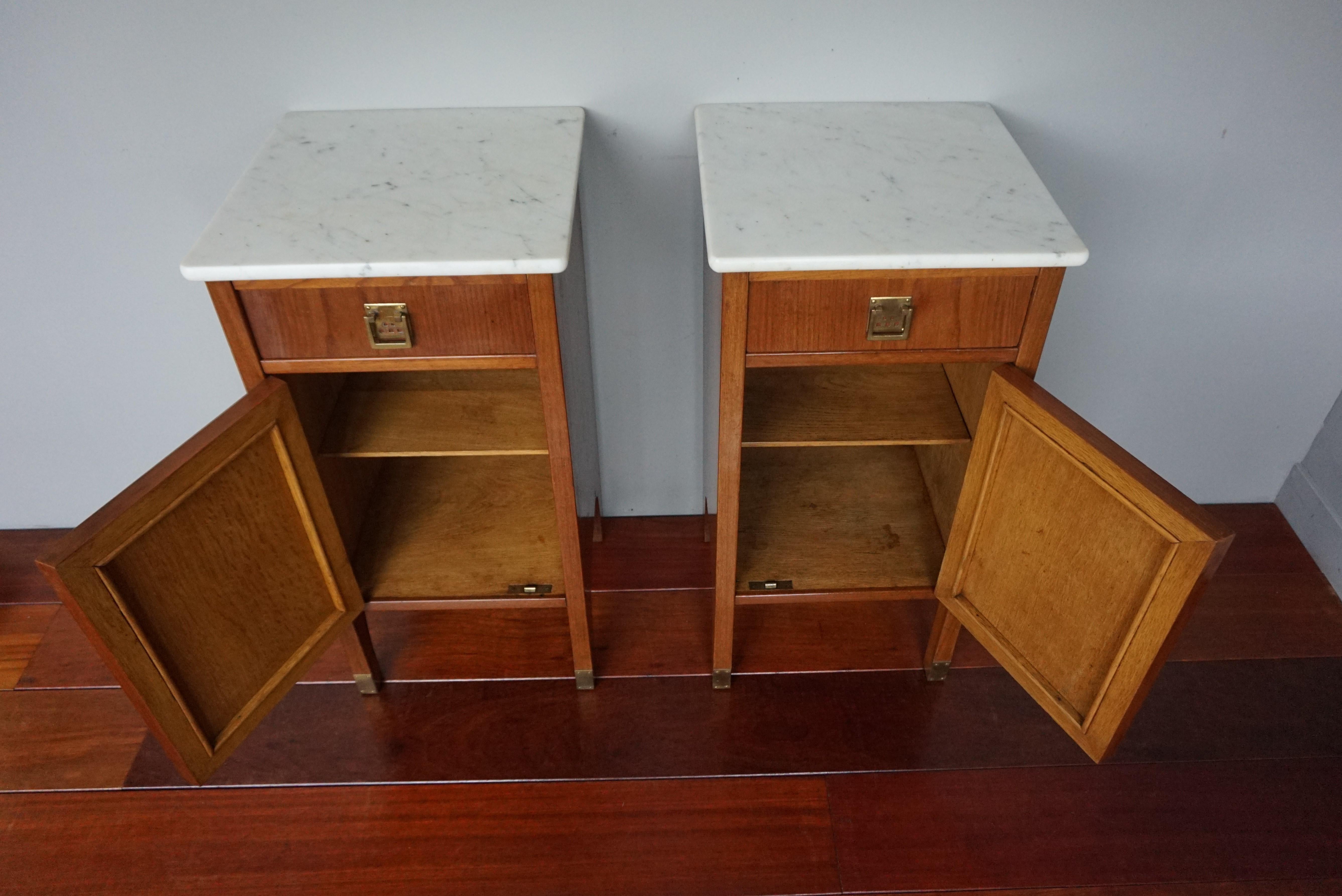 Antique Pair of Inlaid Arts and Crafts Nightstands / Bed Cabinets w. Marble Tops 11