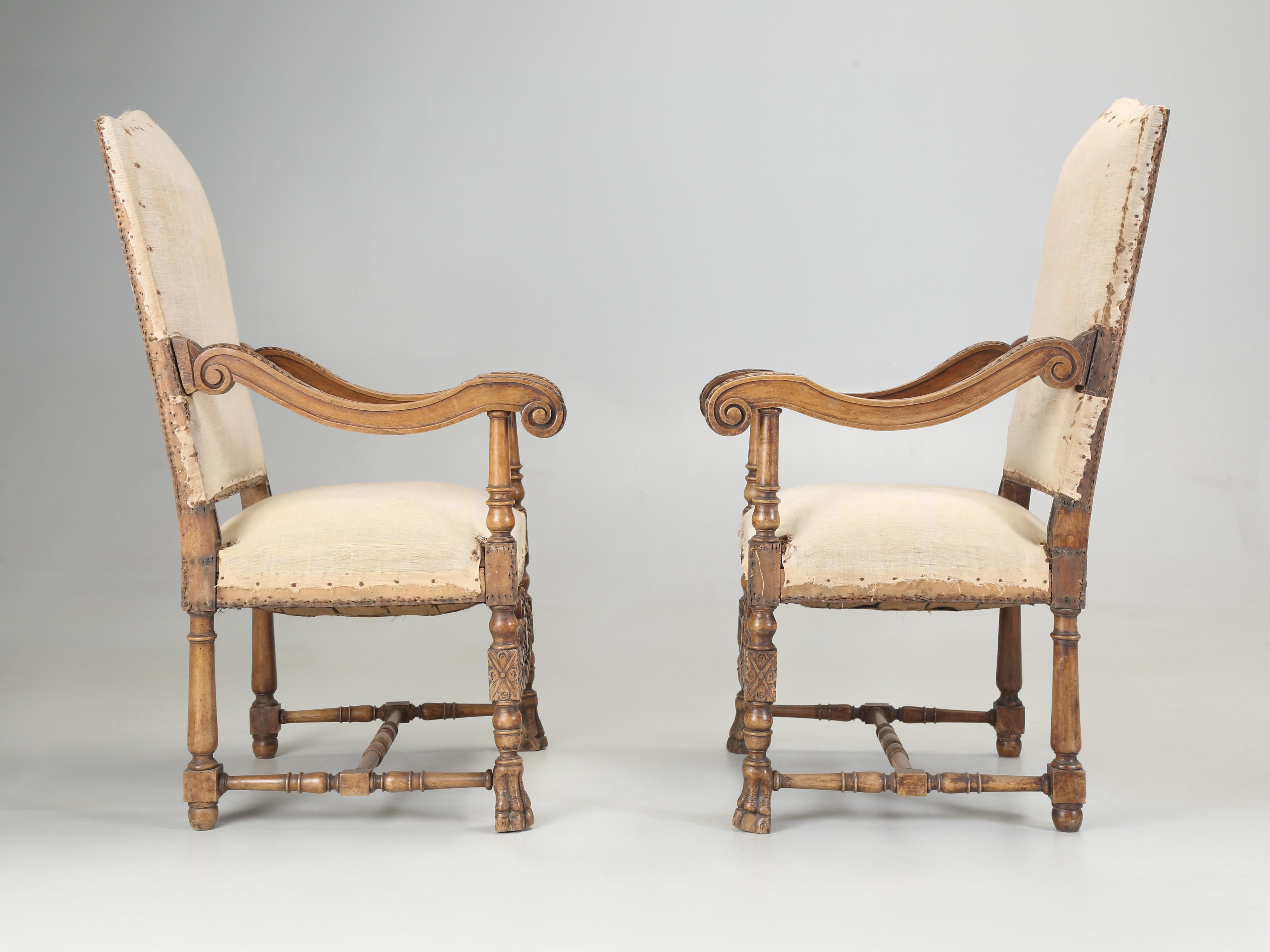 Antique Pair of Italian Armchairs Hand Carved Walnut Require Restoration, C1880s For Sale 10