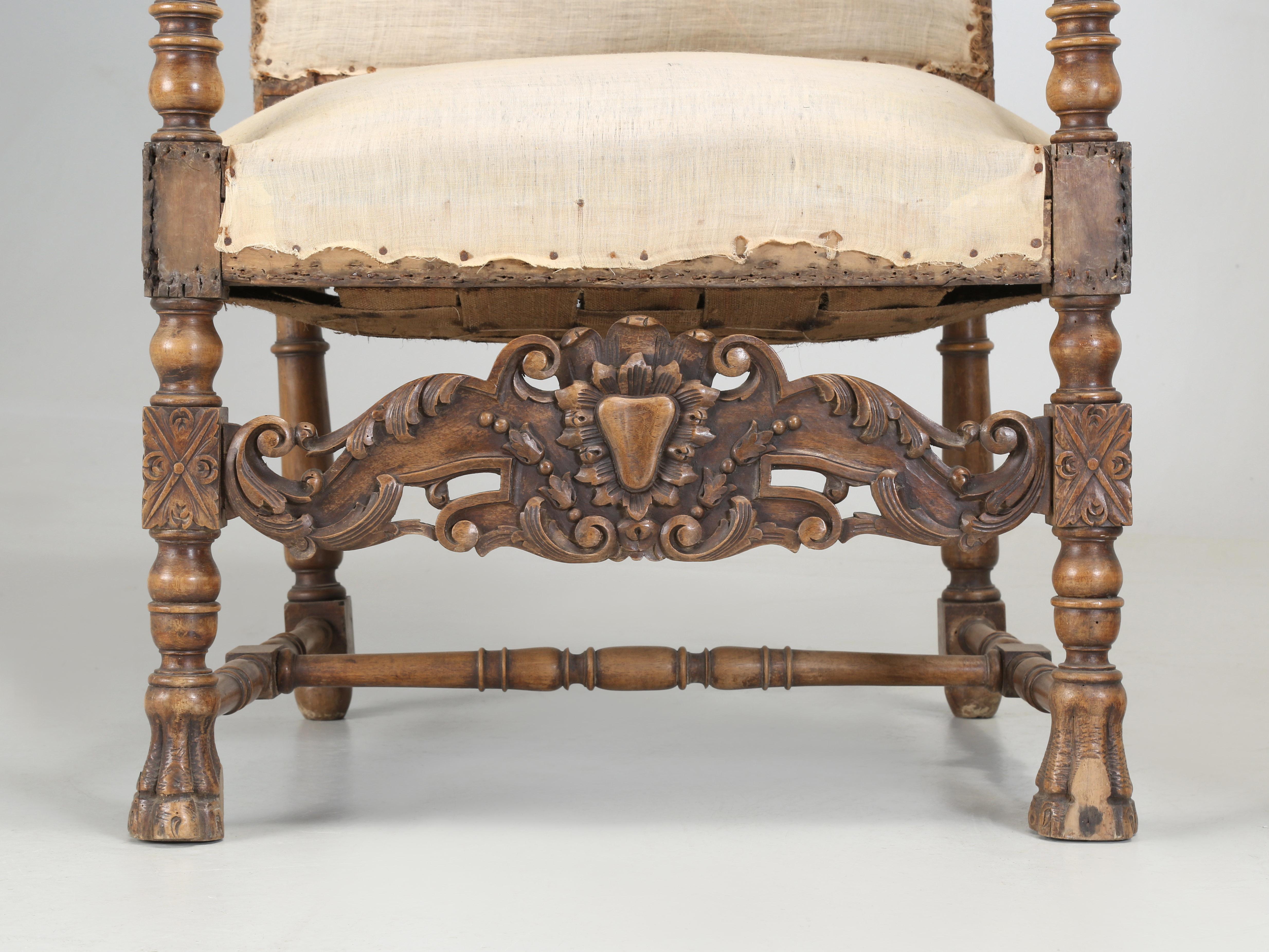 Antique Pair of Italian Armchairs Hand Carved Walnut Require Restoration C1880s For Sale 3