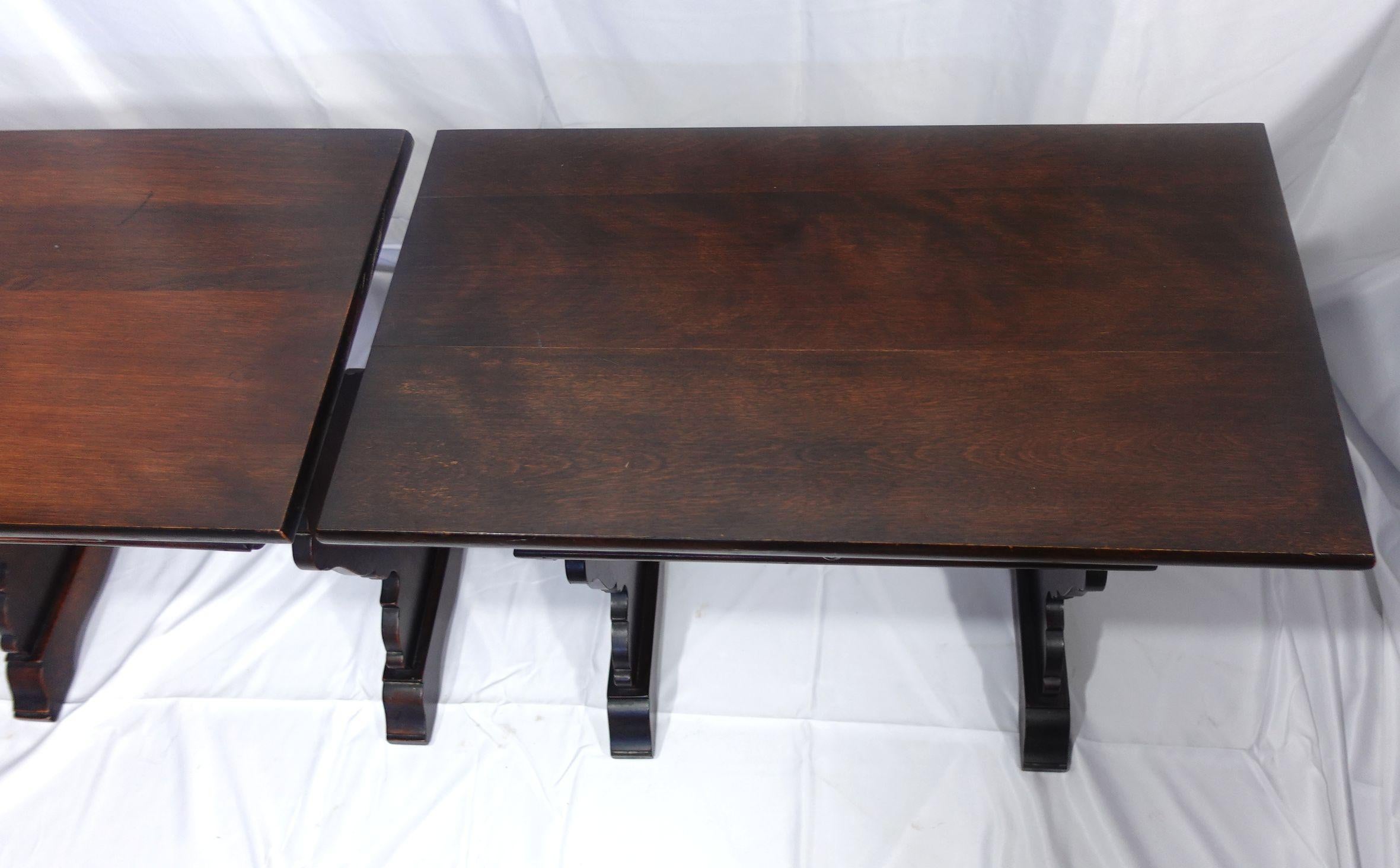 Antique Pair of Italian Baroque Style Walnut  Trestle Side Tables, 19th Century  For Sale 1