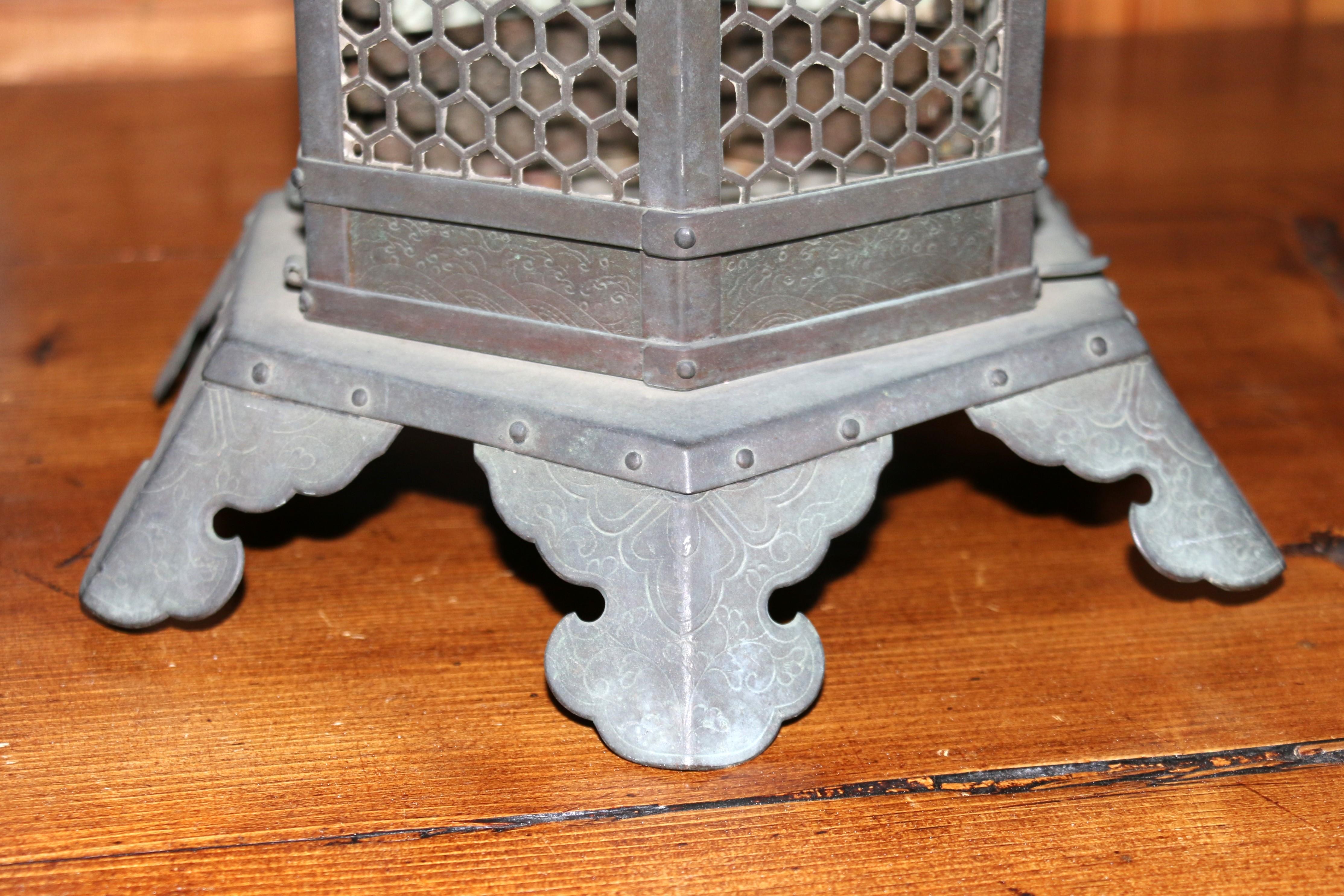 Antique Pair of Japanese Temple Hanging Bronze Lantern For Sale 2