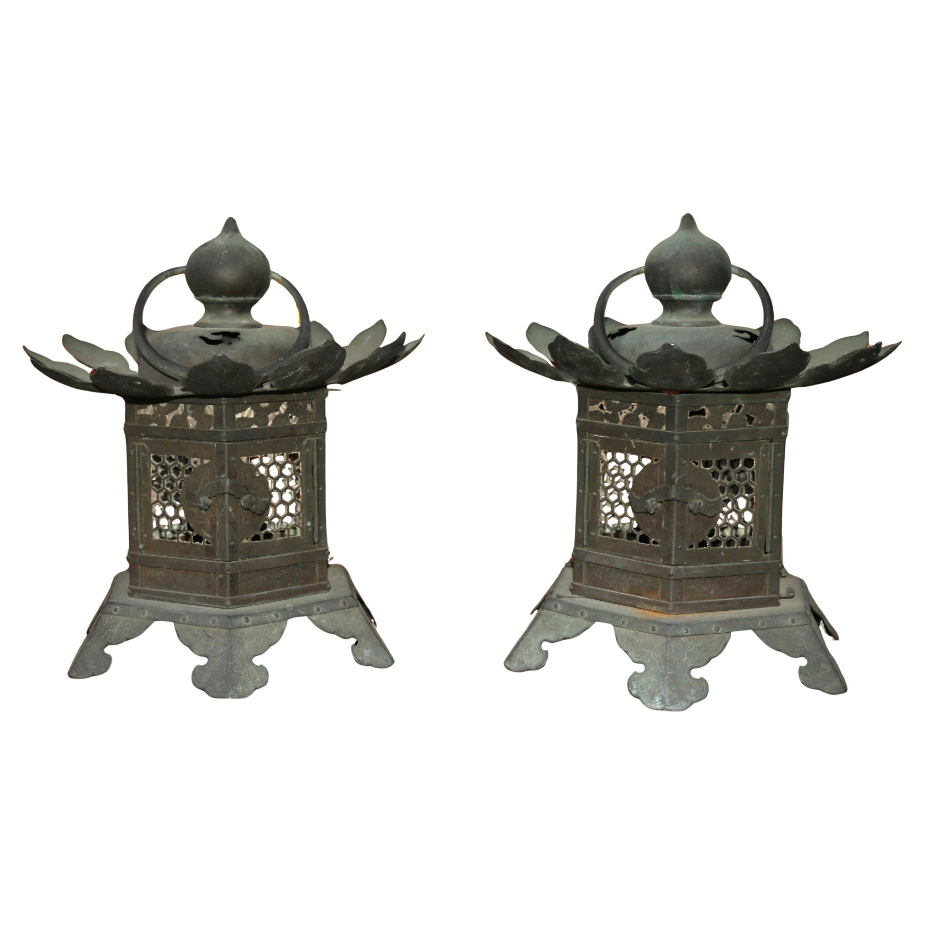 Antique Pair of Japanese Temple Hanging Bronze Lantern For Sale