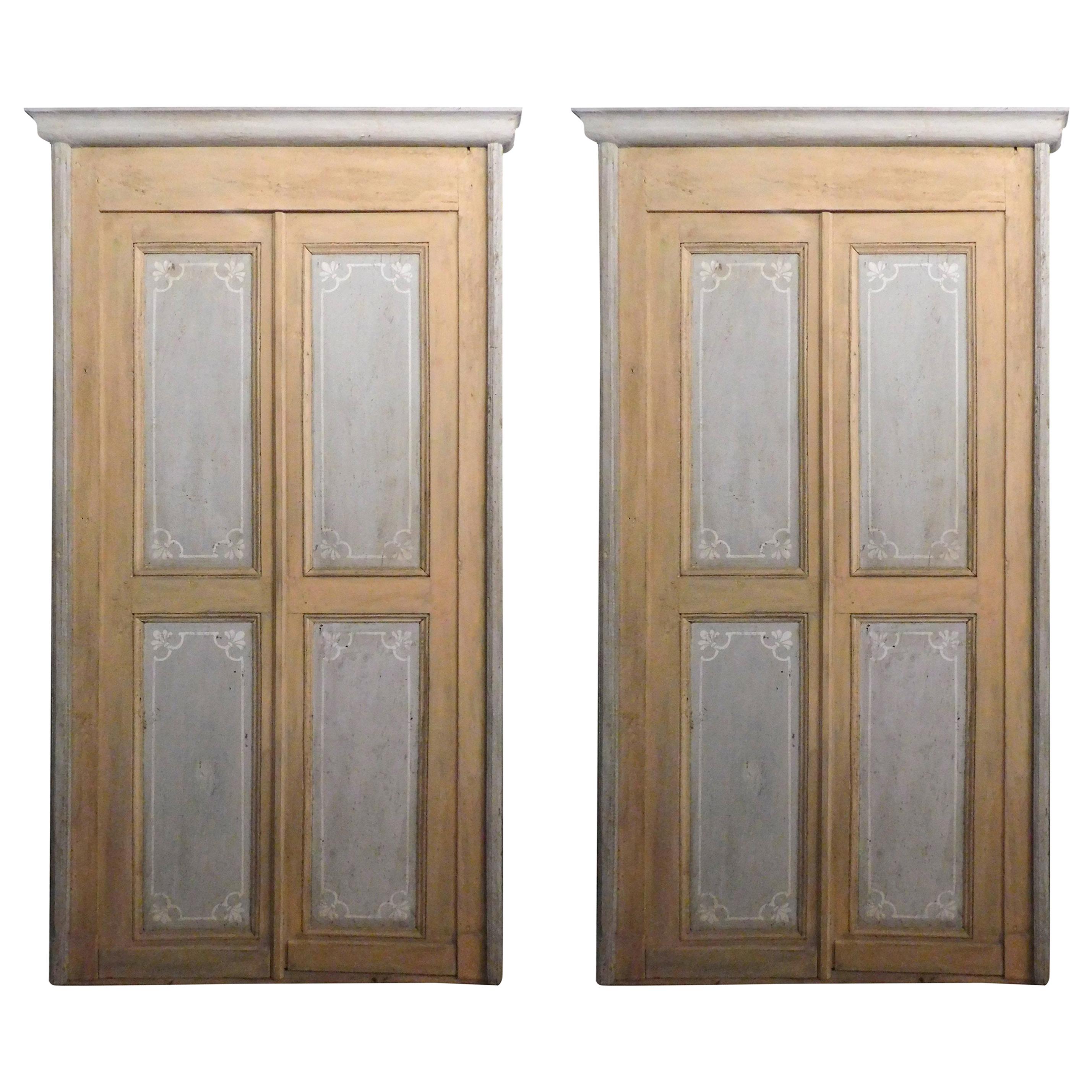 Antique Pair of Lacquered Doors with Original Frame, Gray and Beige, 1800, Italy For Sale