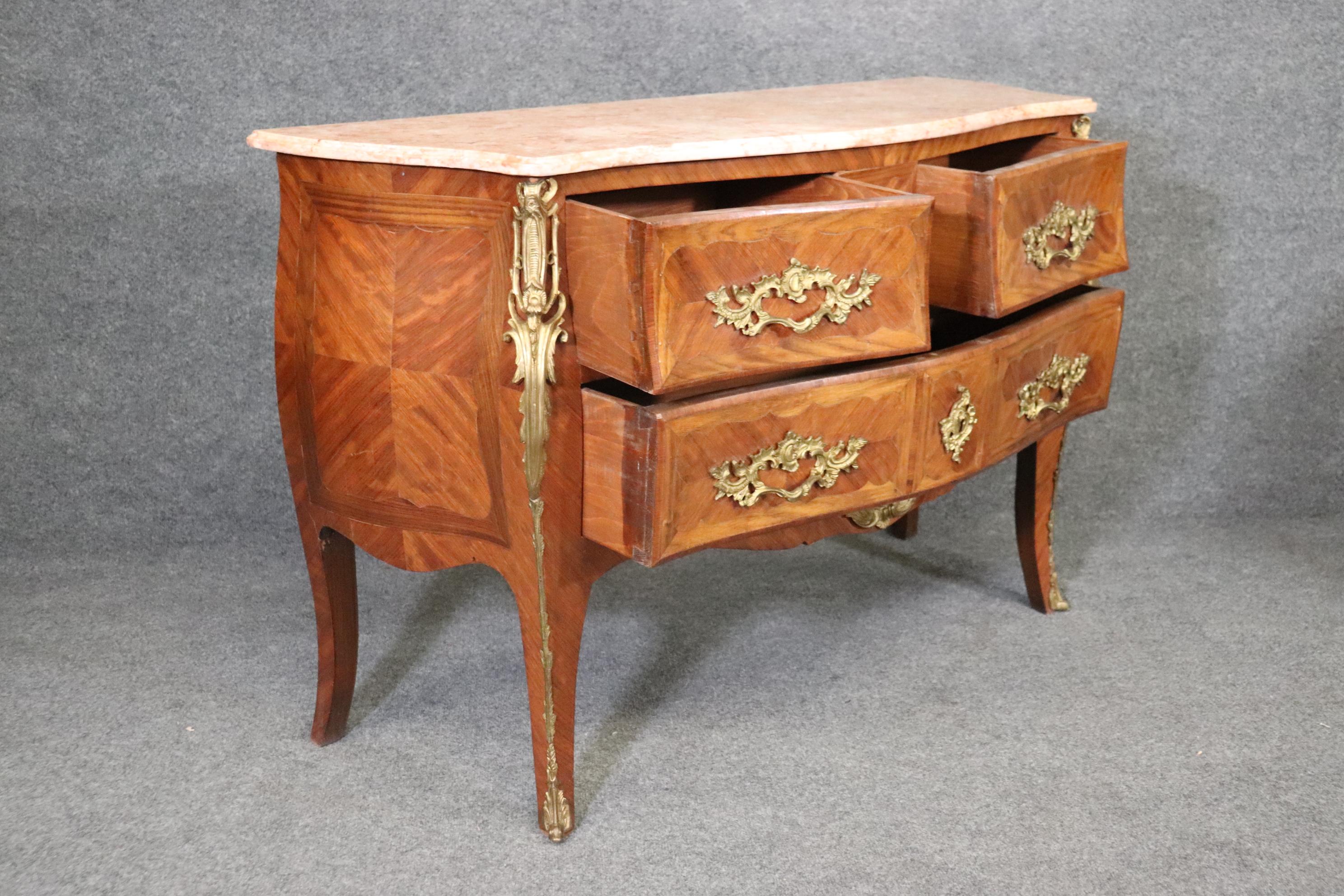 Antique Pair of Louis XV Rococo Style French Inlaid Marble Top Commodes Chest For Sale 1