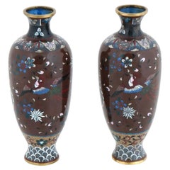 Ancienne paire de vases japonais Meiji en émail cloisonné