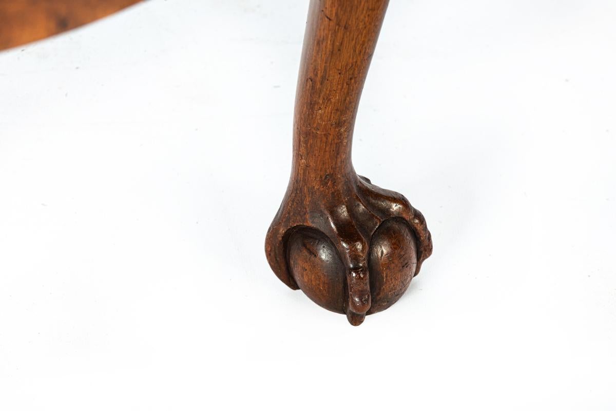 Paire de fauteuils Chippendale anglais du milieu du 19ème siècle, marron chaud, anciens en vente 7