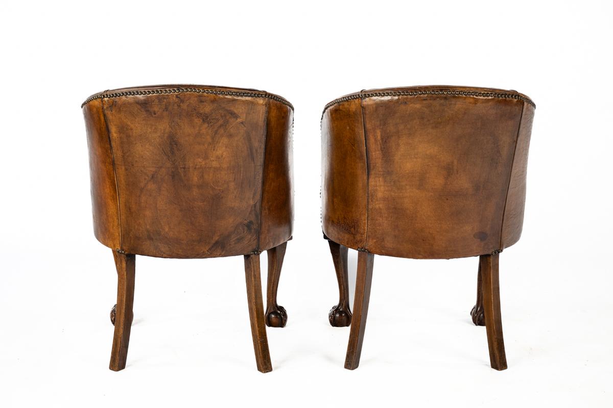 Sculpté Paire de fauteuils Chippendale anglais du milieu du 19ème siècle, marron chaud, anciens en vente