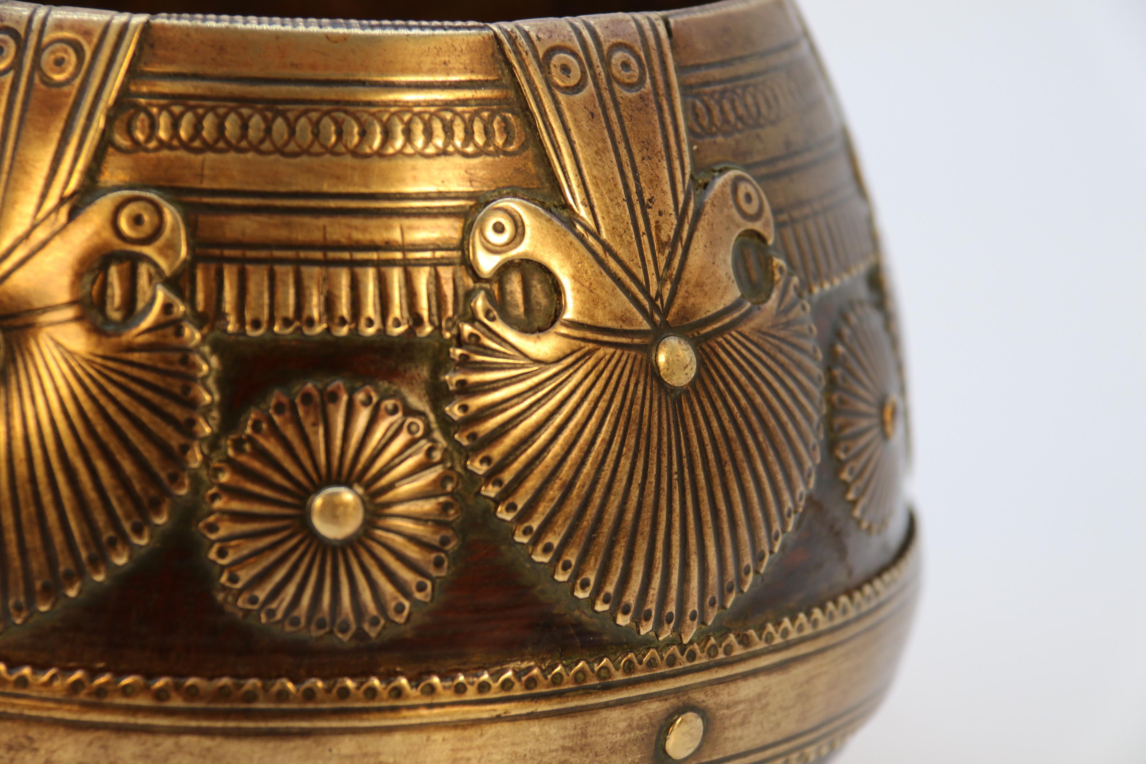 Antique pair of mid 19th century Raj period Indian ceremonial bowls circa 1860 For Sale 9