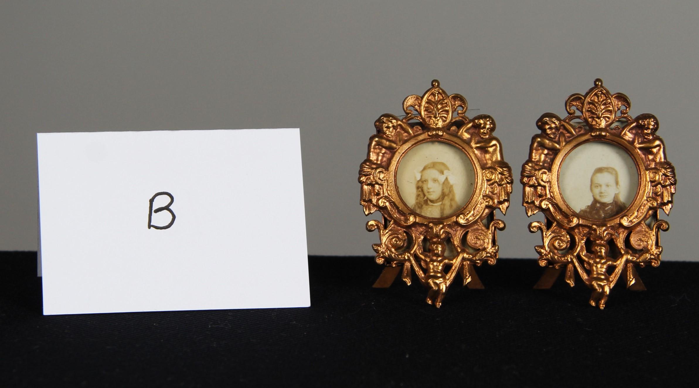 Brass Antique Pair Of Miniature Picture Frames, France, 1890s, 2 x 2 cm For Sale