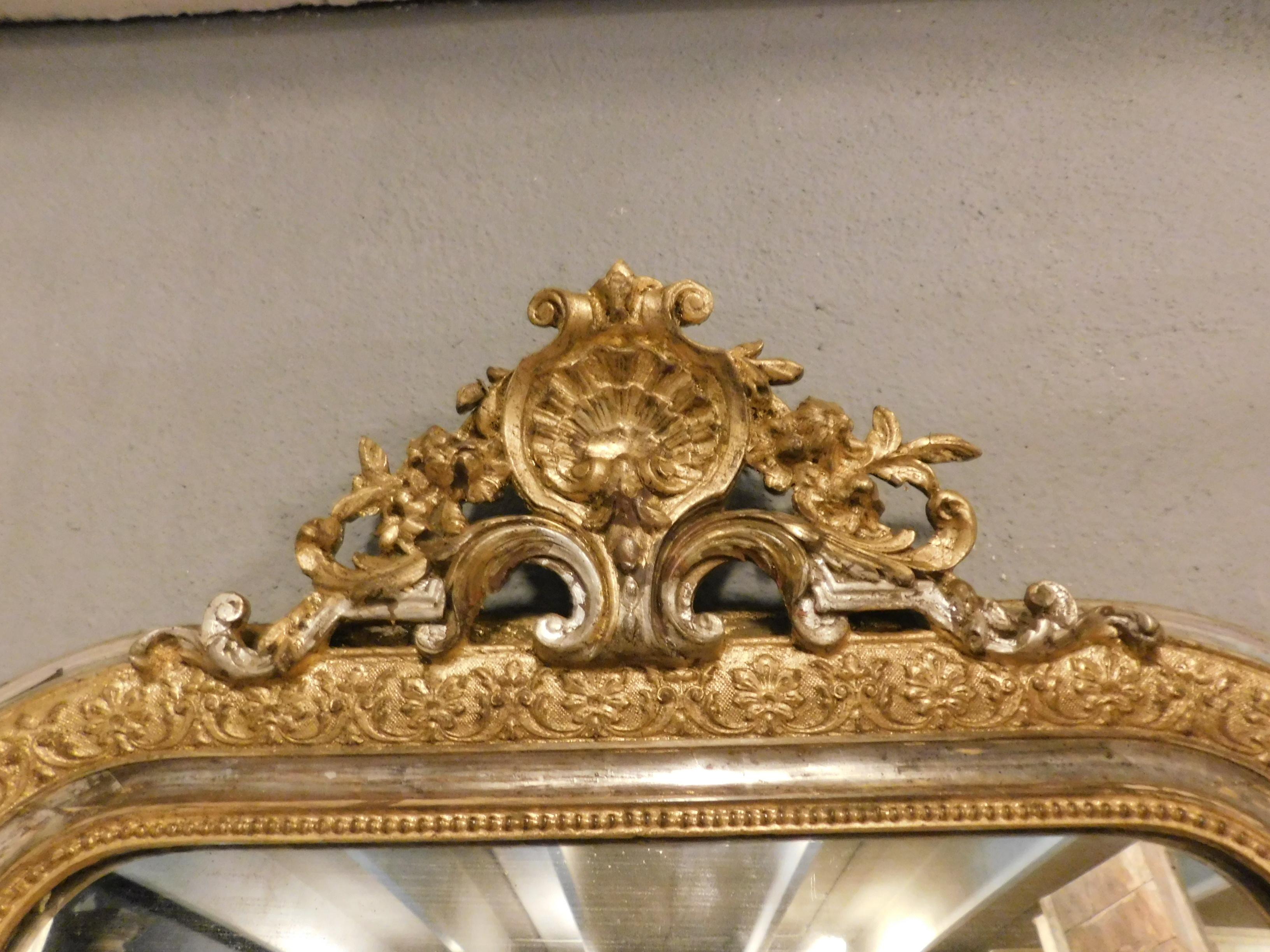 Antique Pair of Mirrors in Gilded and Silvered Wood, 19th Century, Italy In Good Condition In Cuneo, Italy (CN)