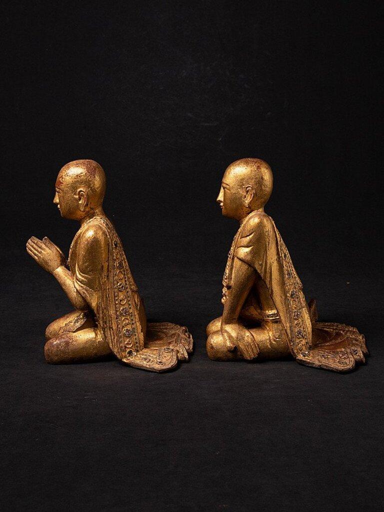 Antique Pair of Monk Statues from Burma In Good Condition For Sale In DEVENTER, NL