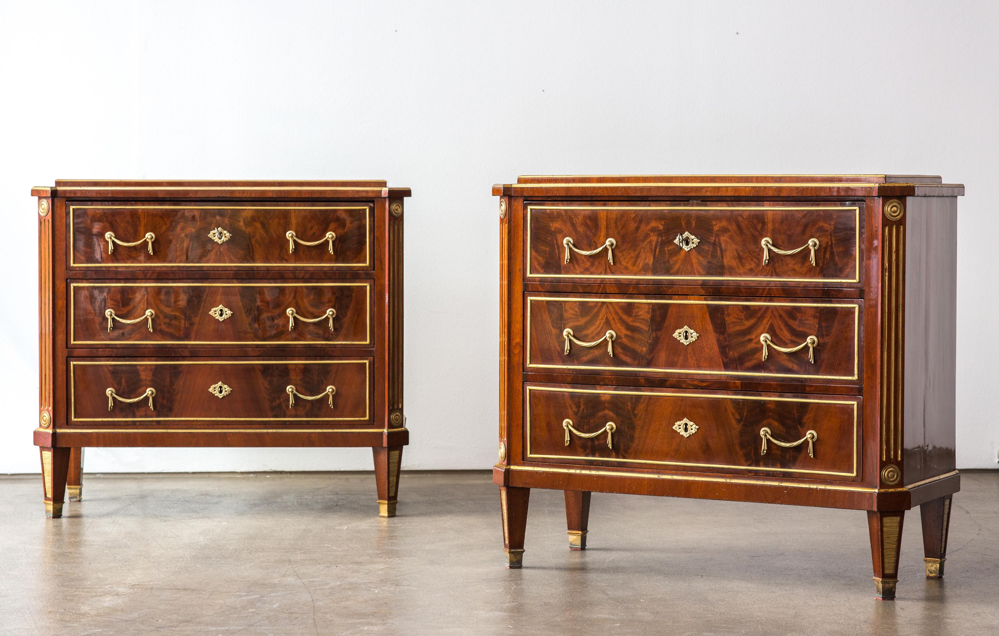 Russian Antique Pair of Neoclassical Mahogany Louis XVI Chests from Russia, 19th Century