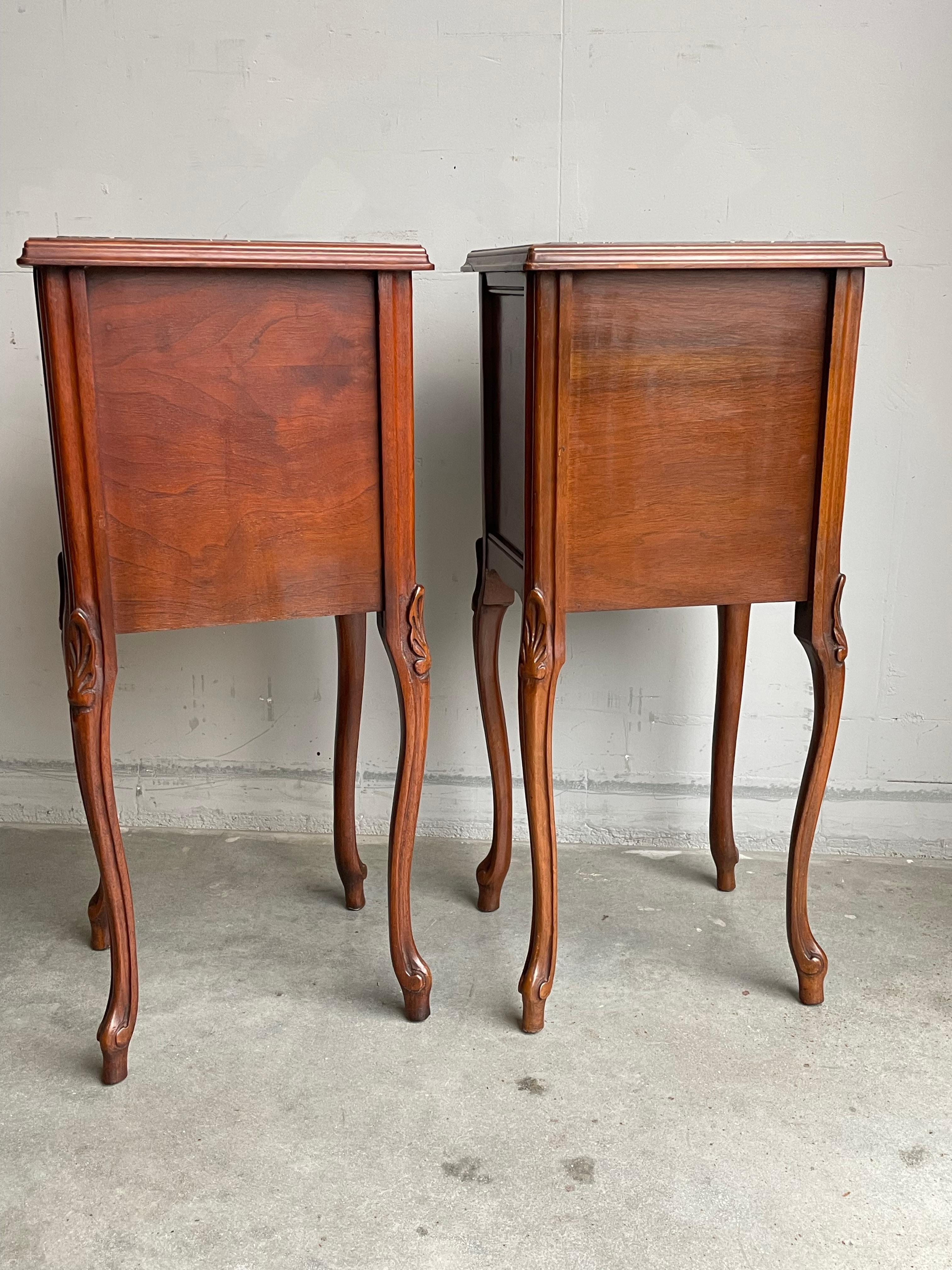 Antique Pair of Nutwood Bedside Cabinets / Nightstands with Stunning Marble Tops For Sale 3