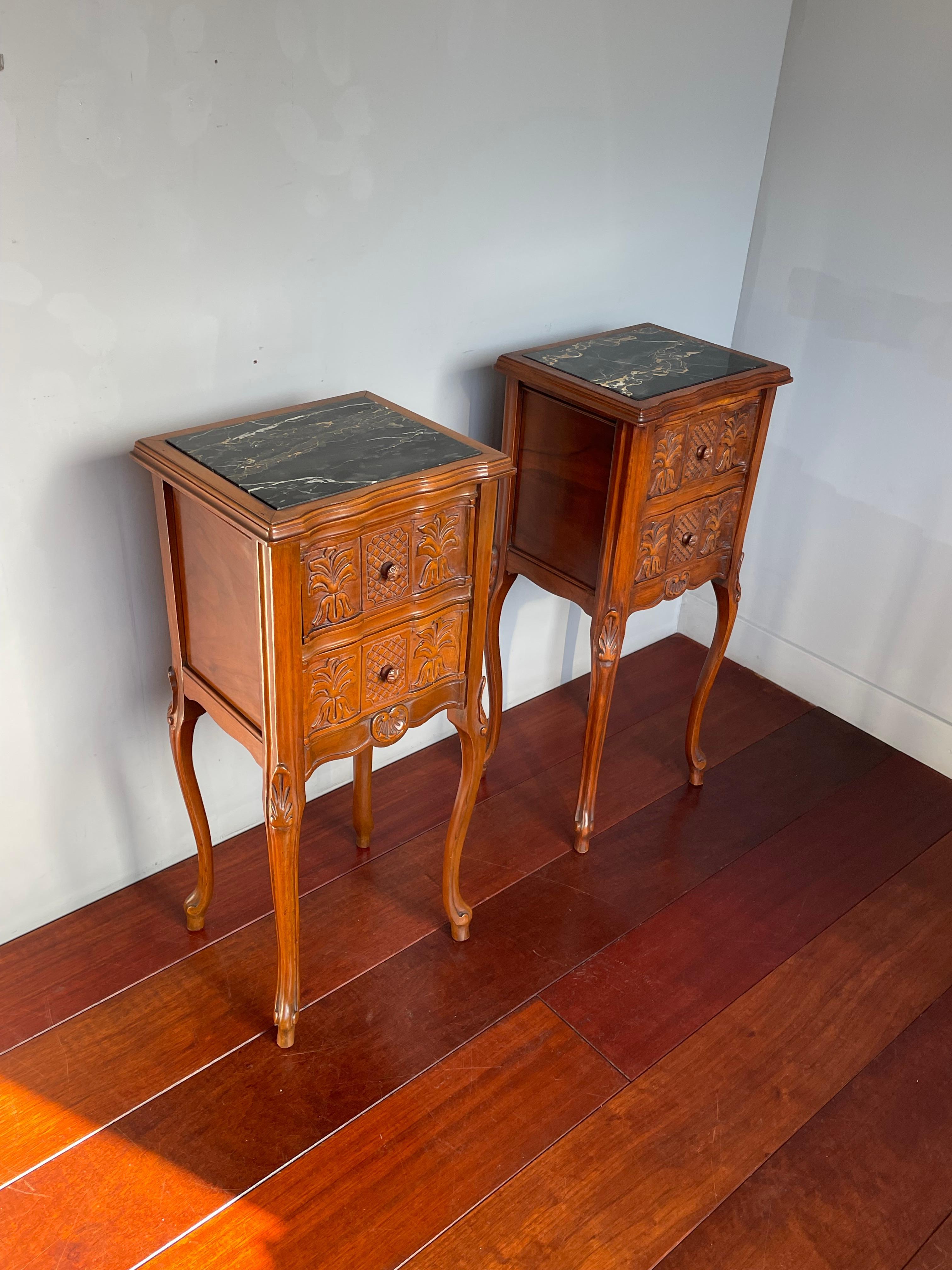 Antique Pair of Nutwood Bedside Cabinets / Nightstands with Stunning Marble Tops For Sale 8