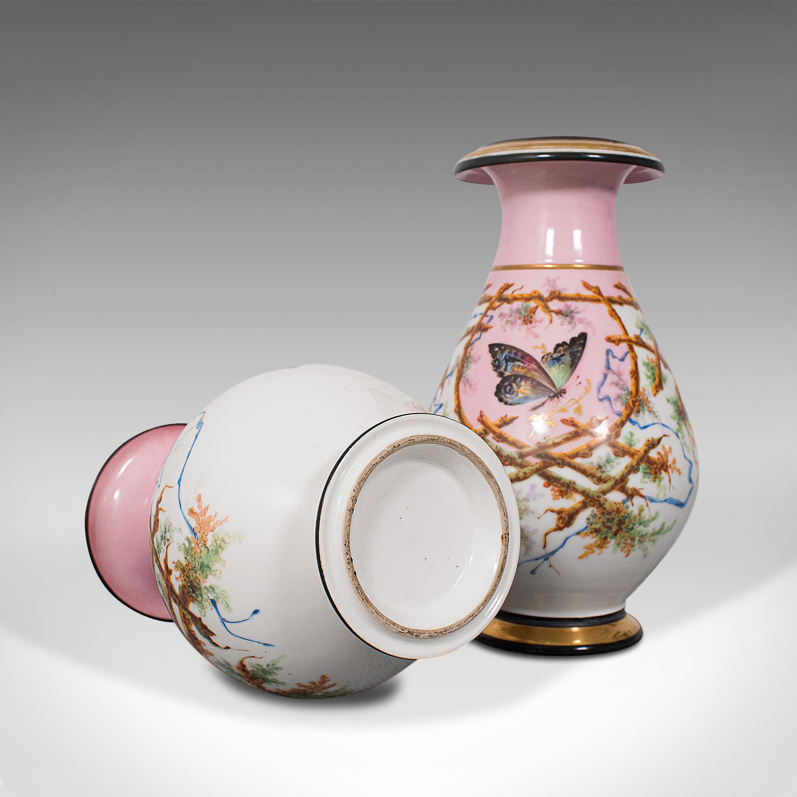 Coppia di vasi di peonie, francese, urna decorativa in ceramica, vittoriano in vendita 3