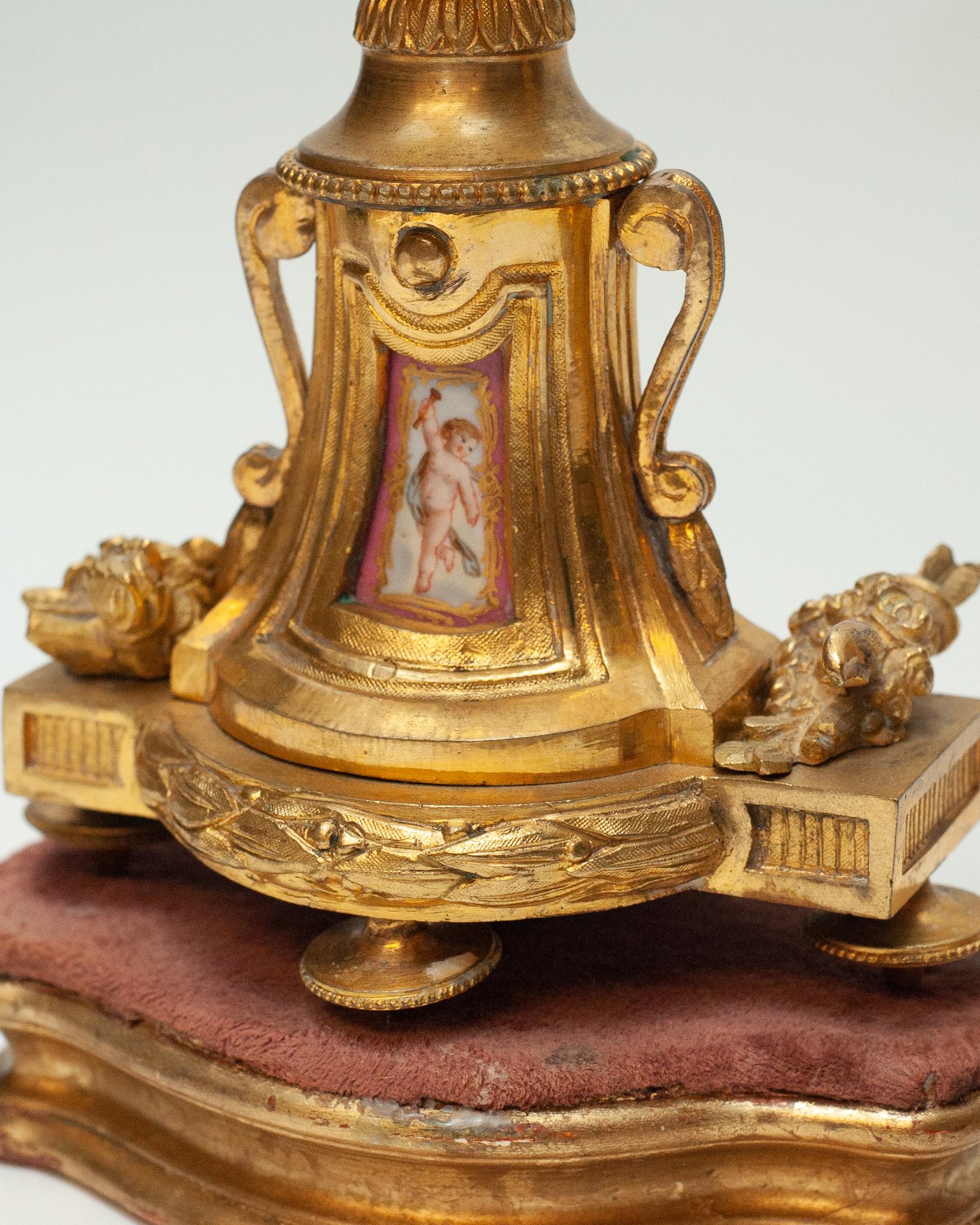 Antique Pair of Pink Porcelain and Bronze Candlesticks with Gilt Wood Base In Good Condition For Sale In Toronto, ON