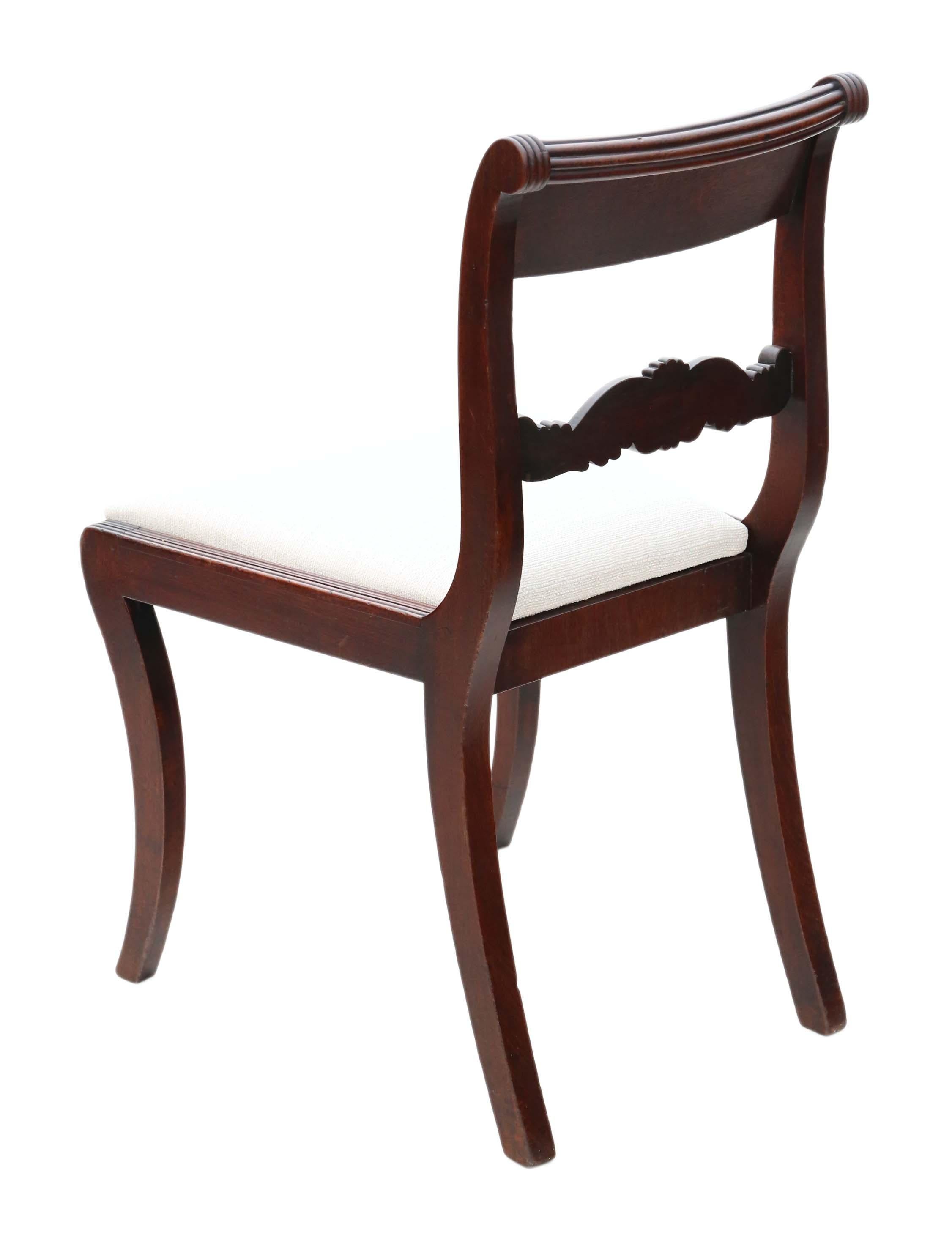 Antique Pair of Regency Mahogany Dining Side Hall Bedroom Chairs, circa 1825 1